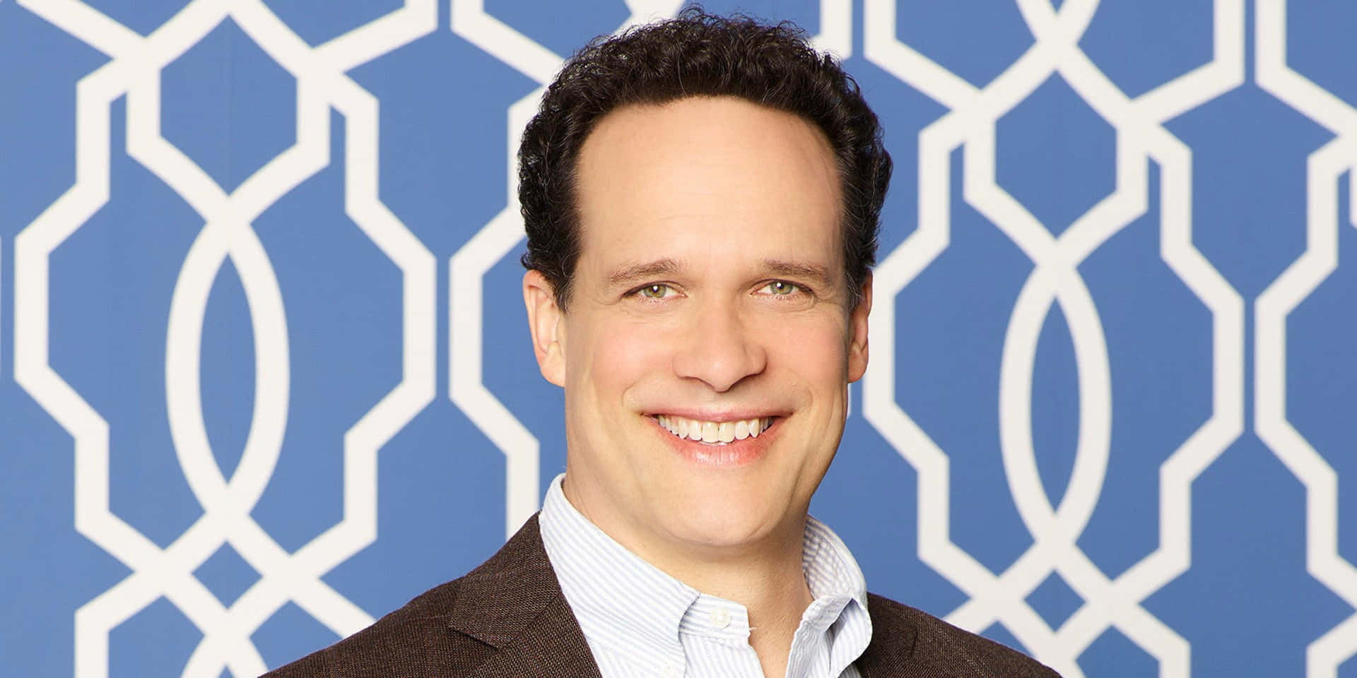 Diedrich Bader, brown blazer, striped shirt, Full HD Desktop Wallpaper