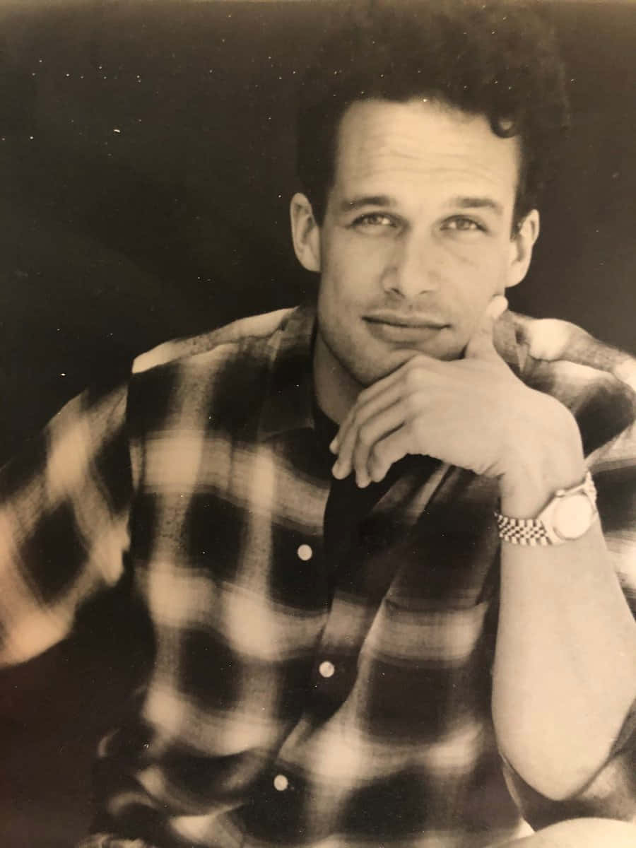 Diedrich Bader, plaid shirt, vintage black and white portrait, SD Phone Wallpaper