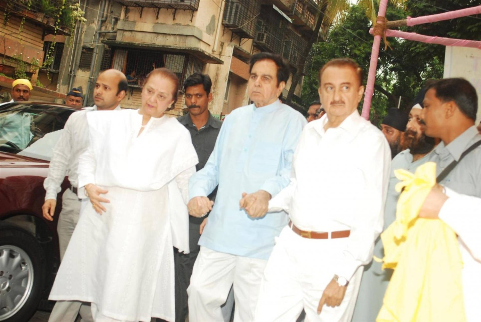 Dilip Kumar, white and light blue traditional attire, busy urban street, Full HD Desktop Wallpaper
