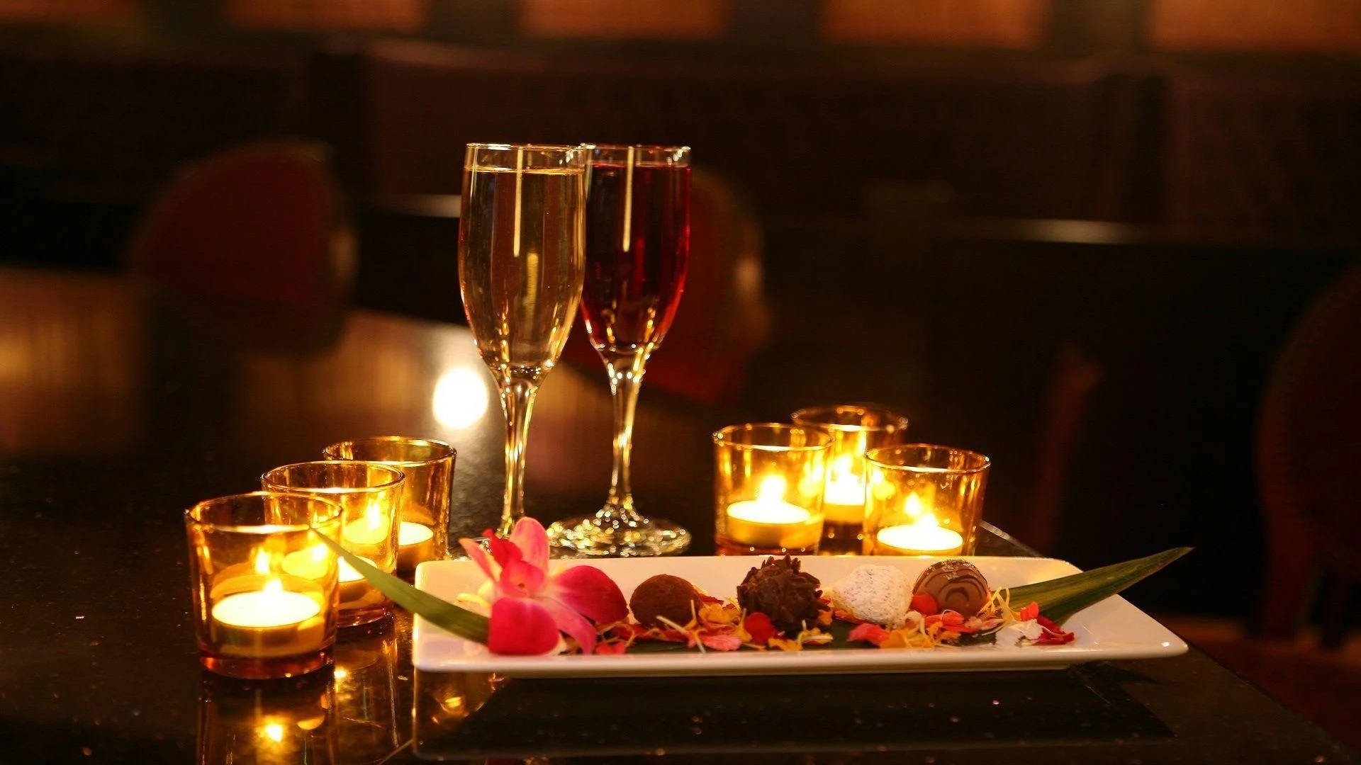 candlelight, champagne flutes, dark table, Full HD Desktop Wallpaper