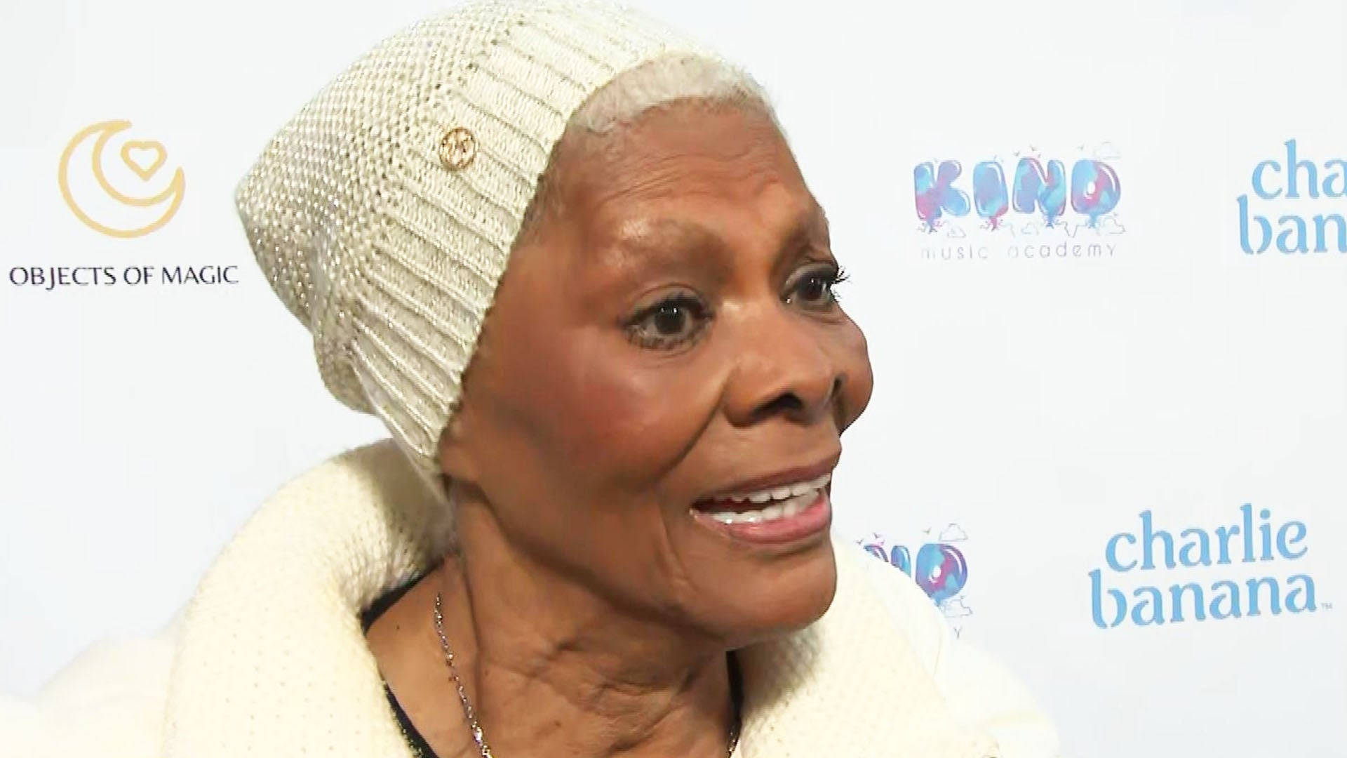 Dionne Warwick, 81st birthday, cream knit beanie, Full HD Desktop Wallpaper