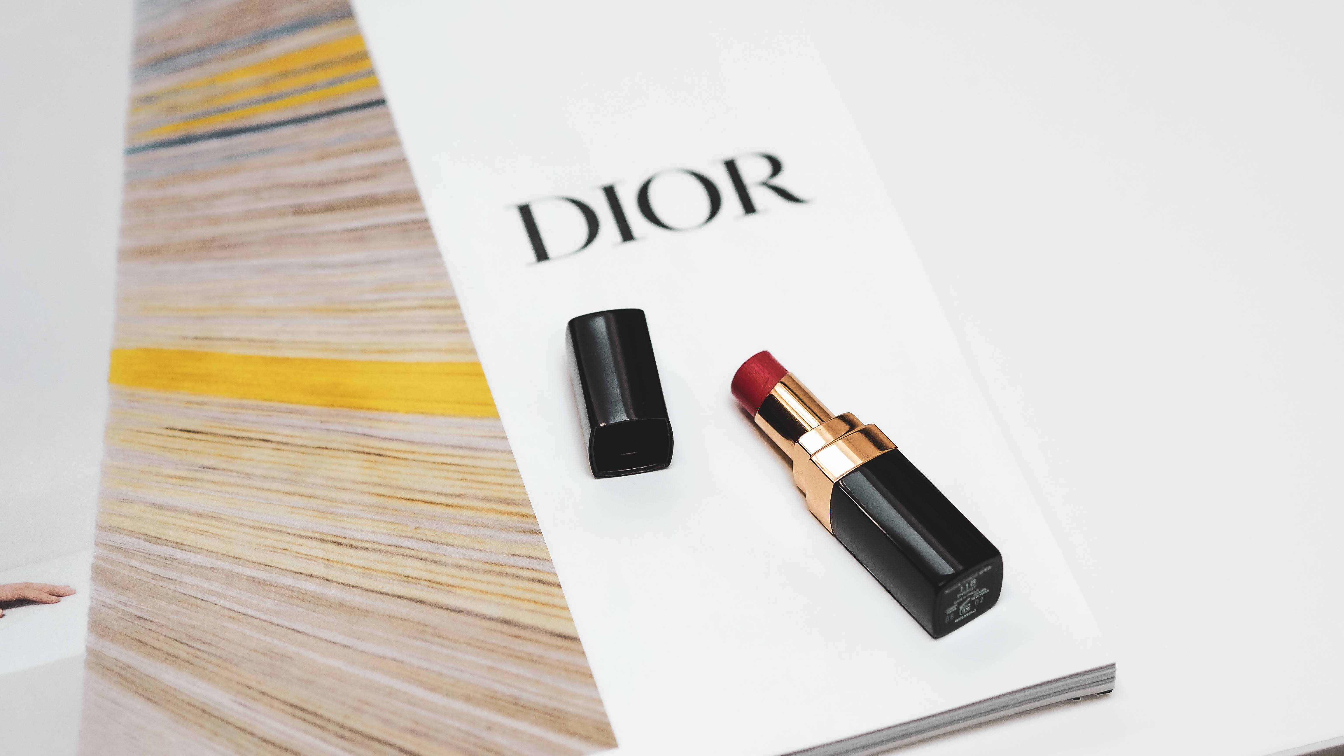 Dior, gold accents, white magazine page, 4K Desktop Wallpaper