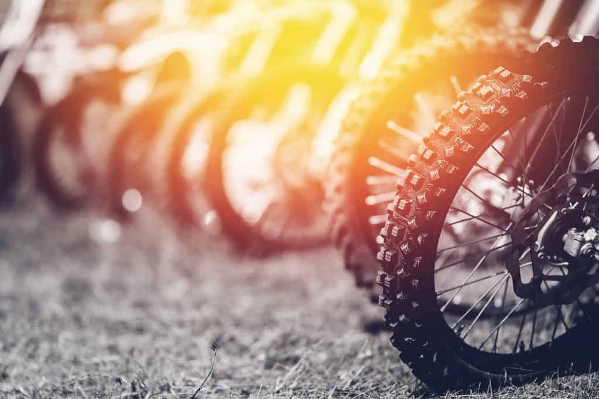 dirt bike wheels, mountain bike tires, grass, Full HD Desktop Wallpaper