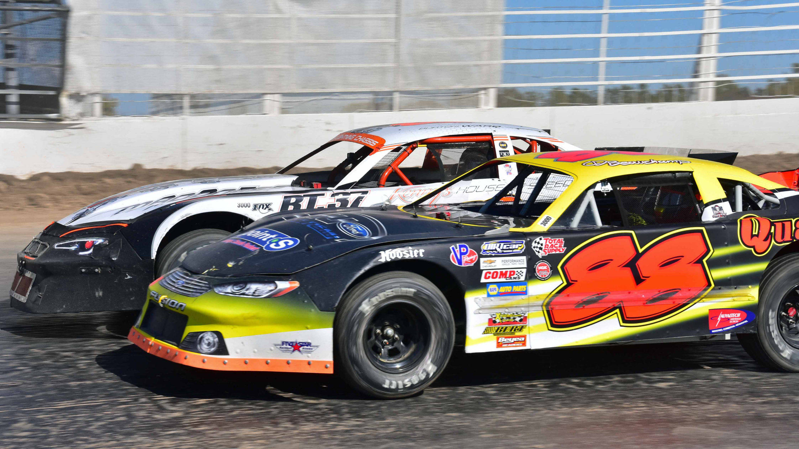 dirt track, stock cars, motion blur, 2K Desktop Wallpaper