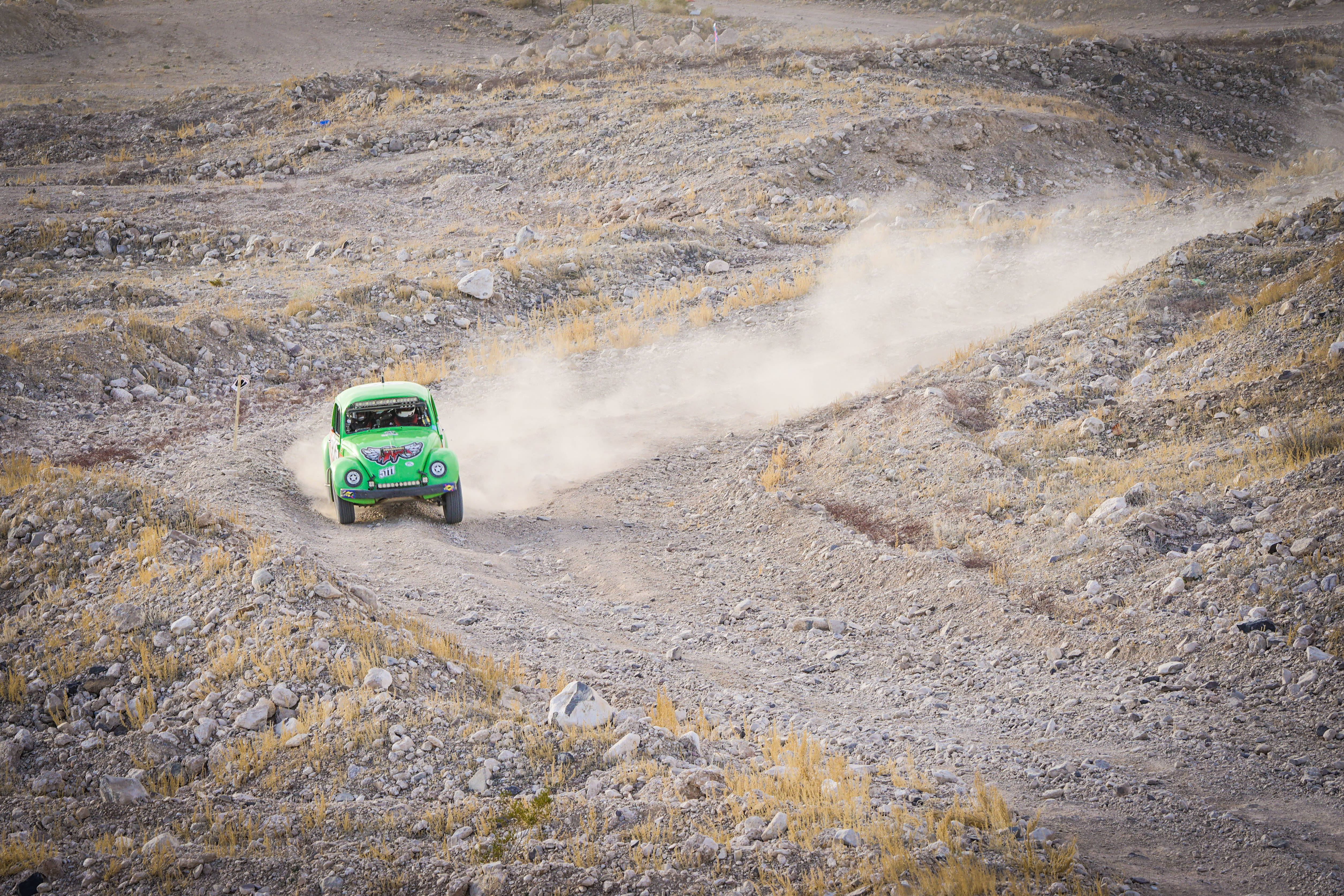 Dirt Rally, vintage car, rocky road, 4K Desktop Wallpaper