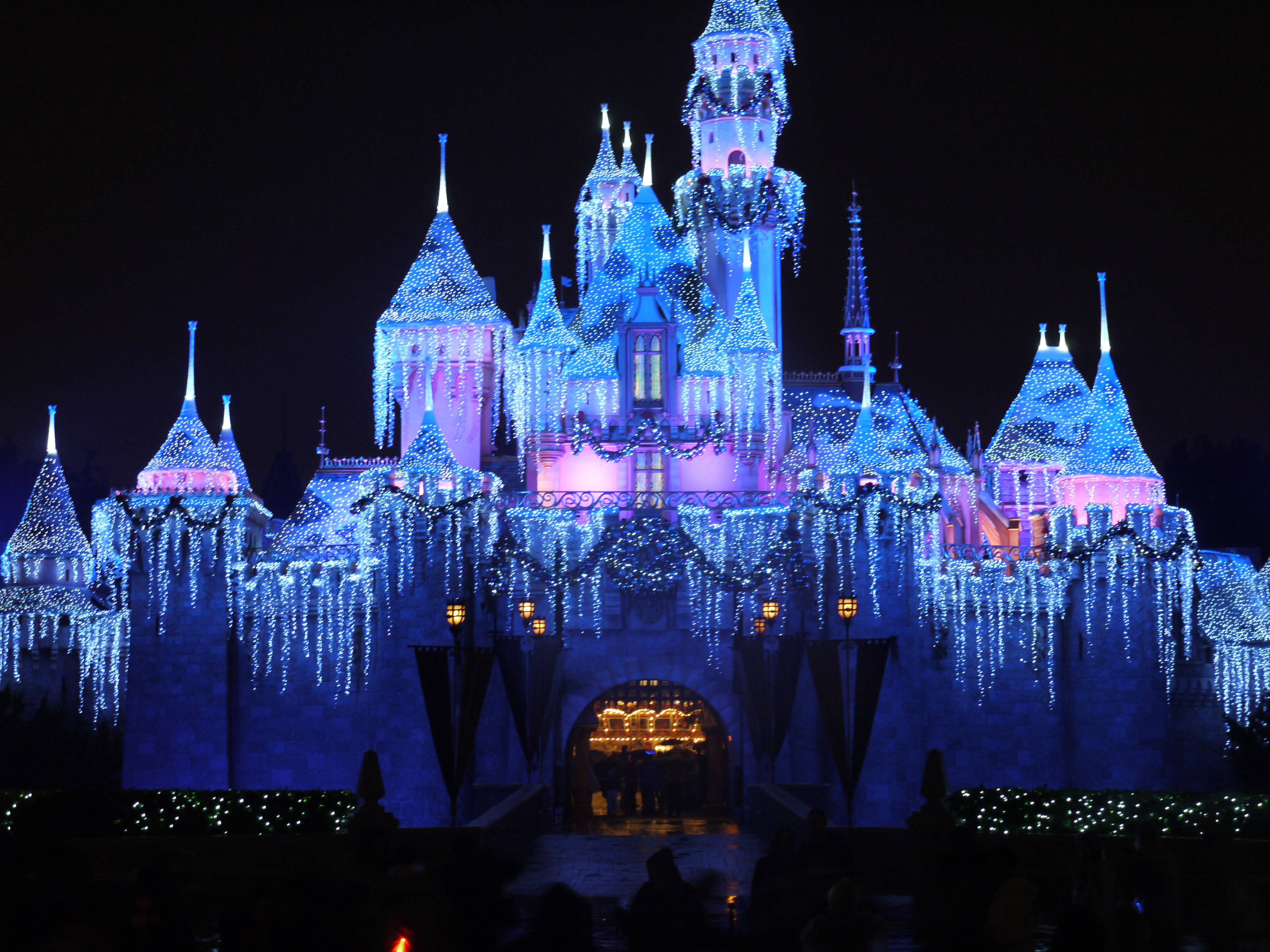 Disney Castle, Christmas Lights, blue, 4K Desktop Wallpaper