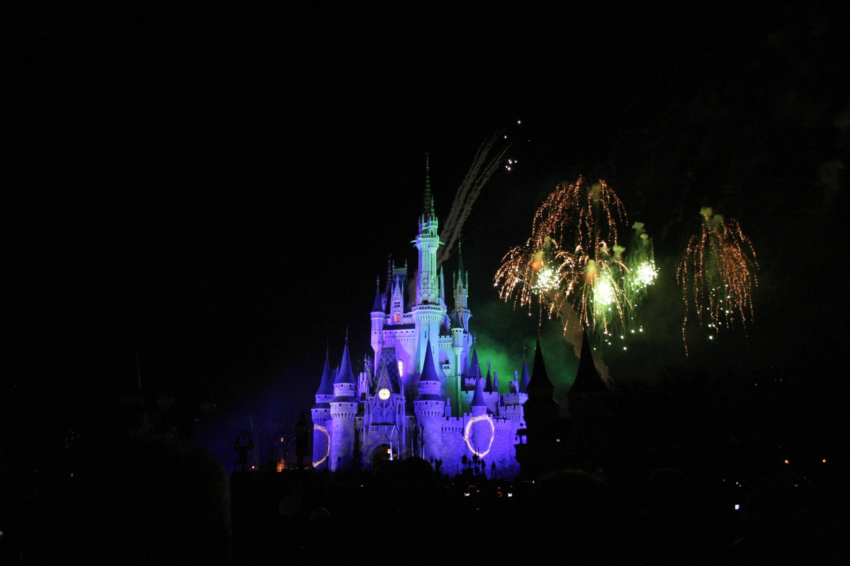 Disney Castle, purple, green, 2K Desktop Wallpaper