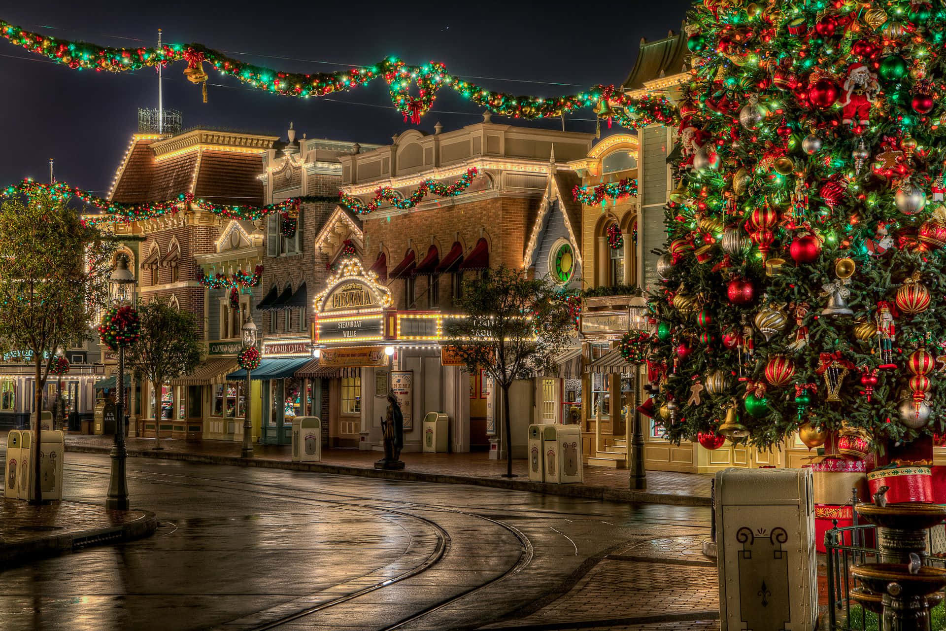 Disneyland, Christmas tree, red ornaments, Full HD Desktop Wallpaper