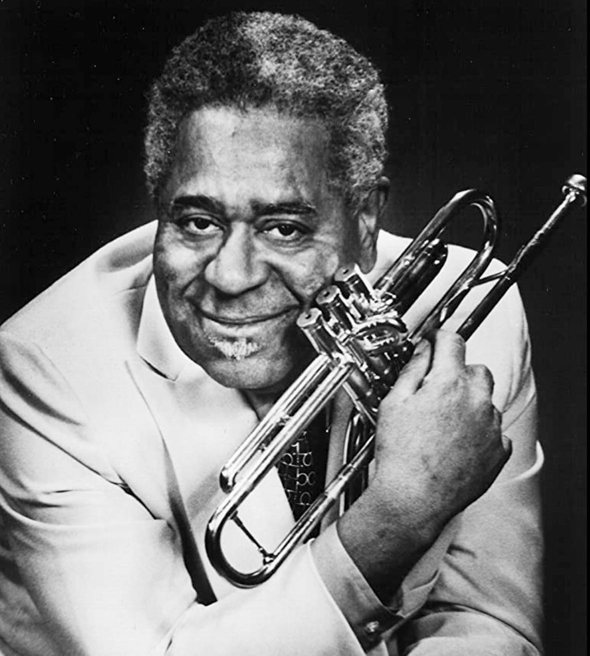 Dizzy Gillespie, jazz trumpeter, light suit, HD Phone Wallpaper