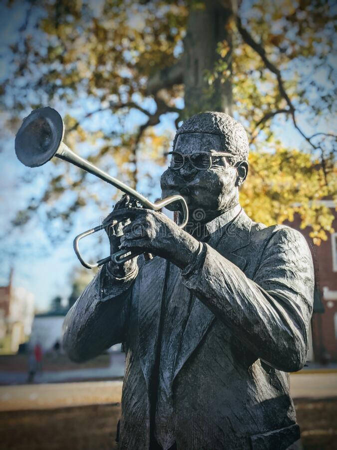 Dizzy Gillespie, bronze statue, trumpet, SD Phone Wallpaper