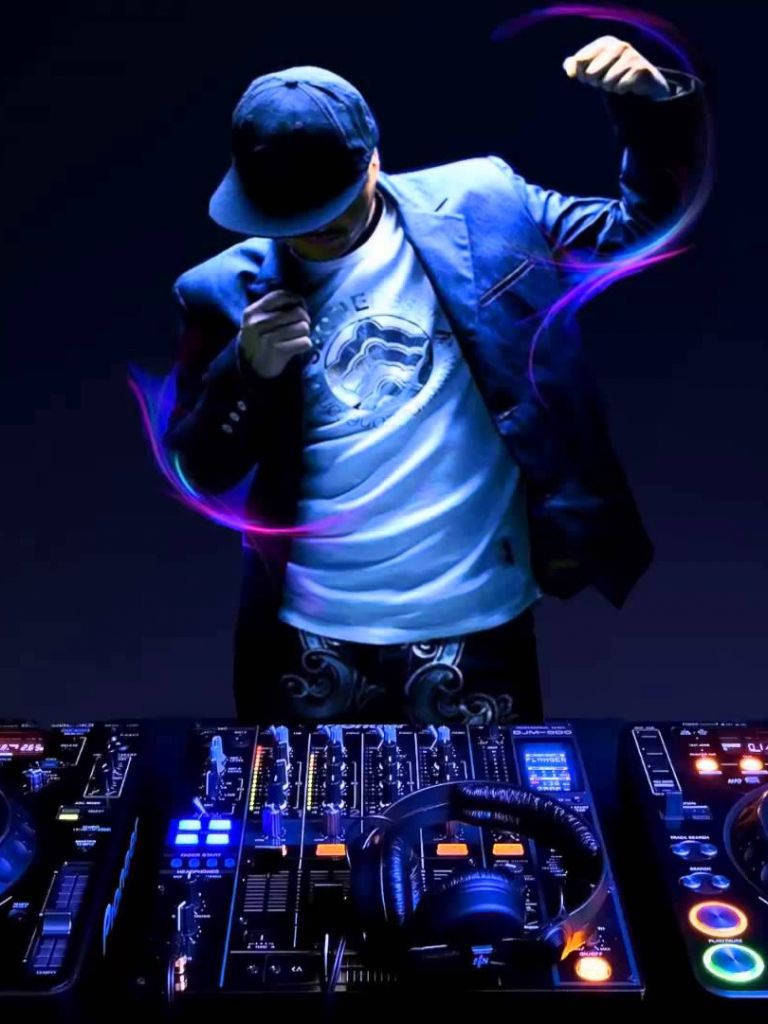 neon boy dj, purple and blue light trails, dark club, SD Phone Wallpaper