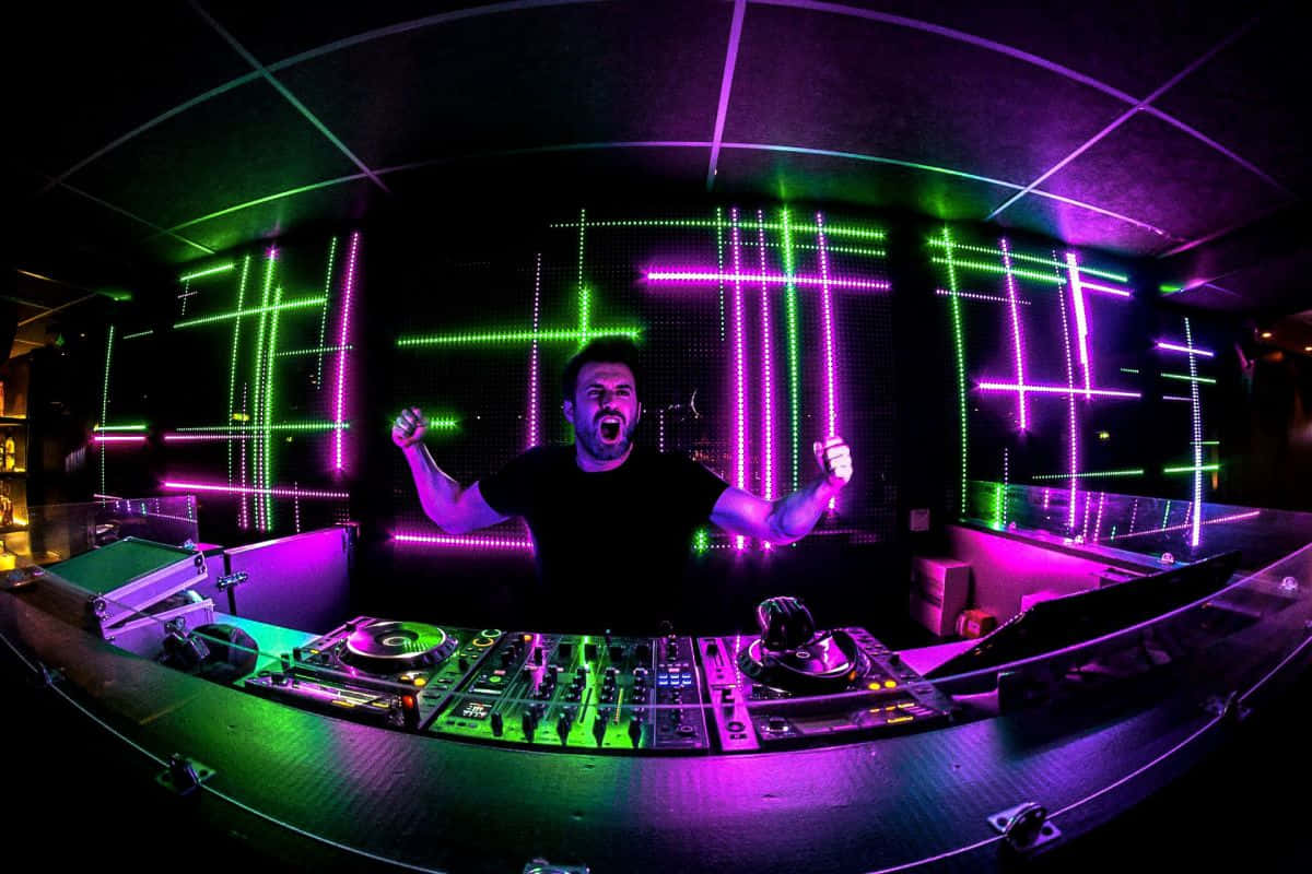 DJ Lighting, neon green, purple laser grids, SD Desktop Wallpaper