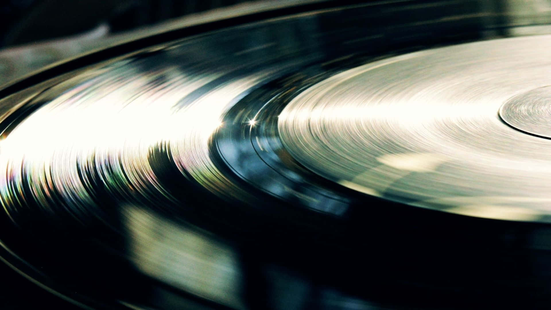 synthetic vinyl disc, spinning vinyl record, motion blur, Full HD Desktop Wallpaper