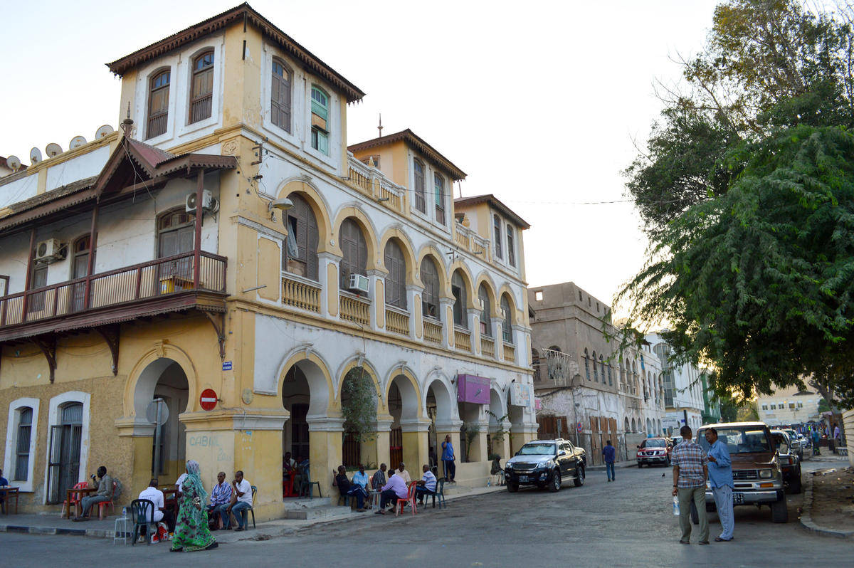 Djibouti, yellow colonial-style building, arches, SD Desktop Wallpaper