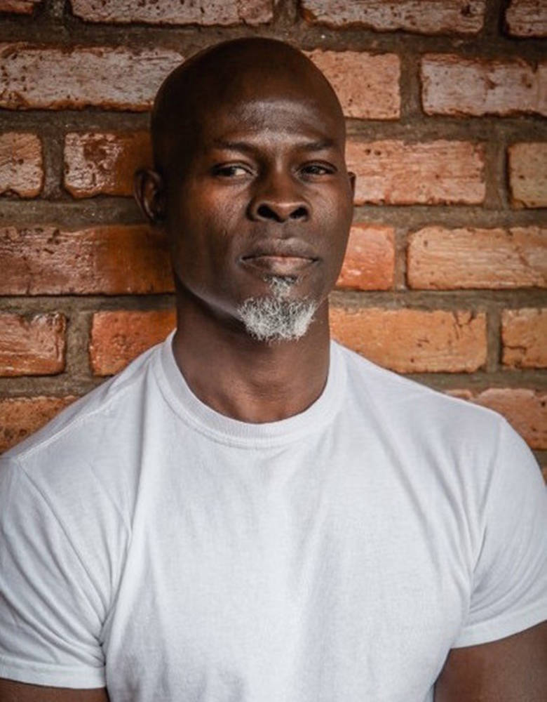 Djimon Hounsou, gray goatee, white t-shirt, SD Phone Wallpaper