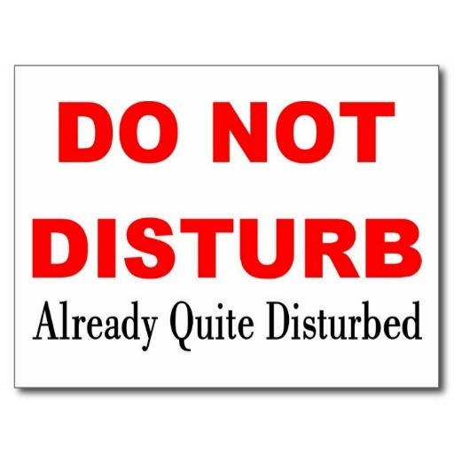 DO NOT DISTURB, Already Quite Disturbed, red, SD Desktop Wallpaper