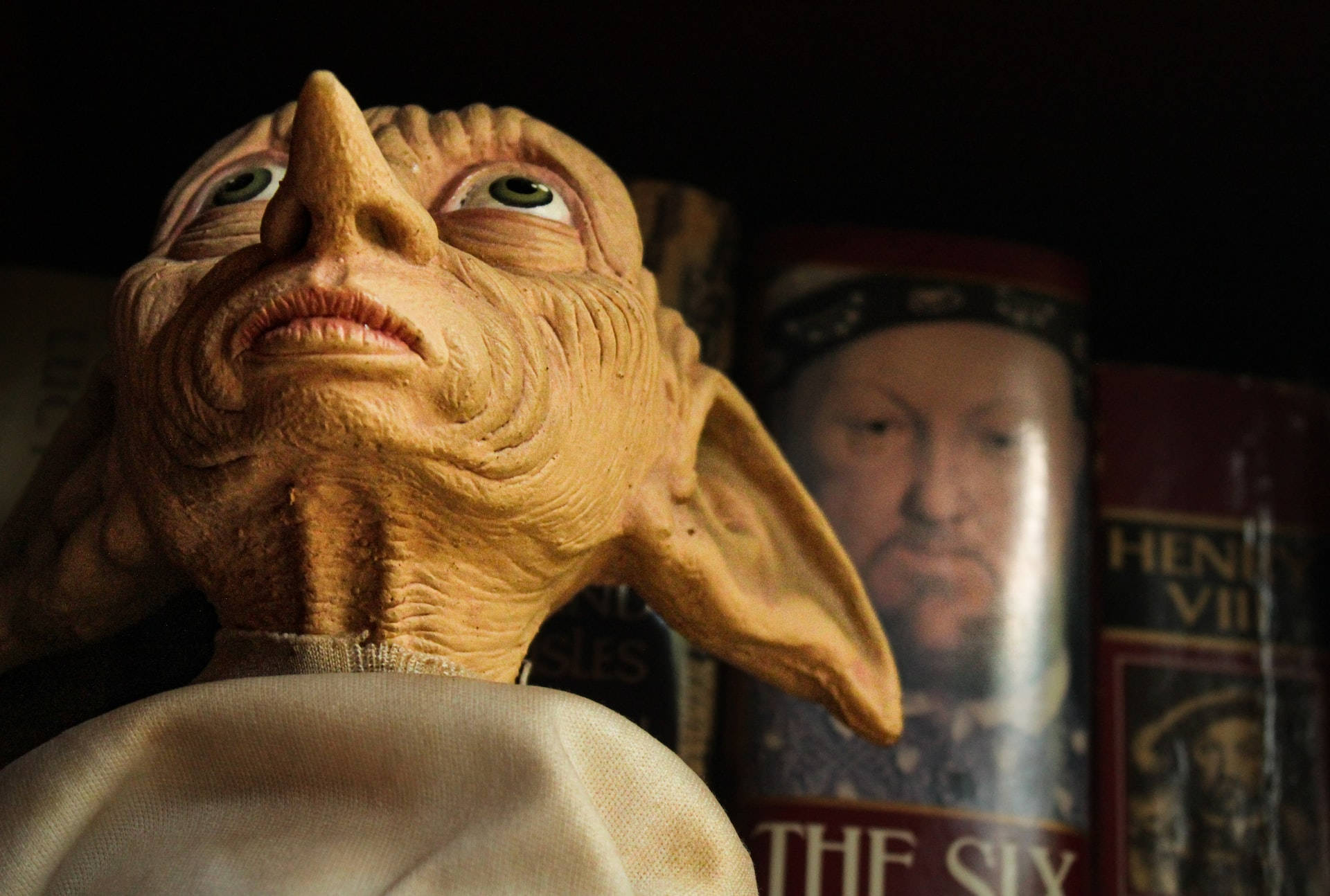 Dobby, goblin figurine, large ears, Full HD Desktop Wallpaper