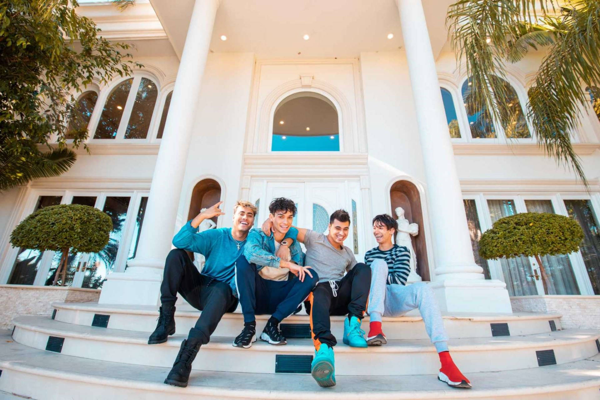 Dobre Brothers, YouTube Creators, luxurious mansion, Full HD Desktop Wallpaper