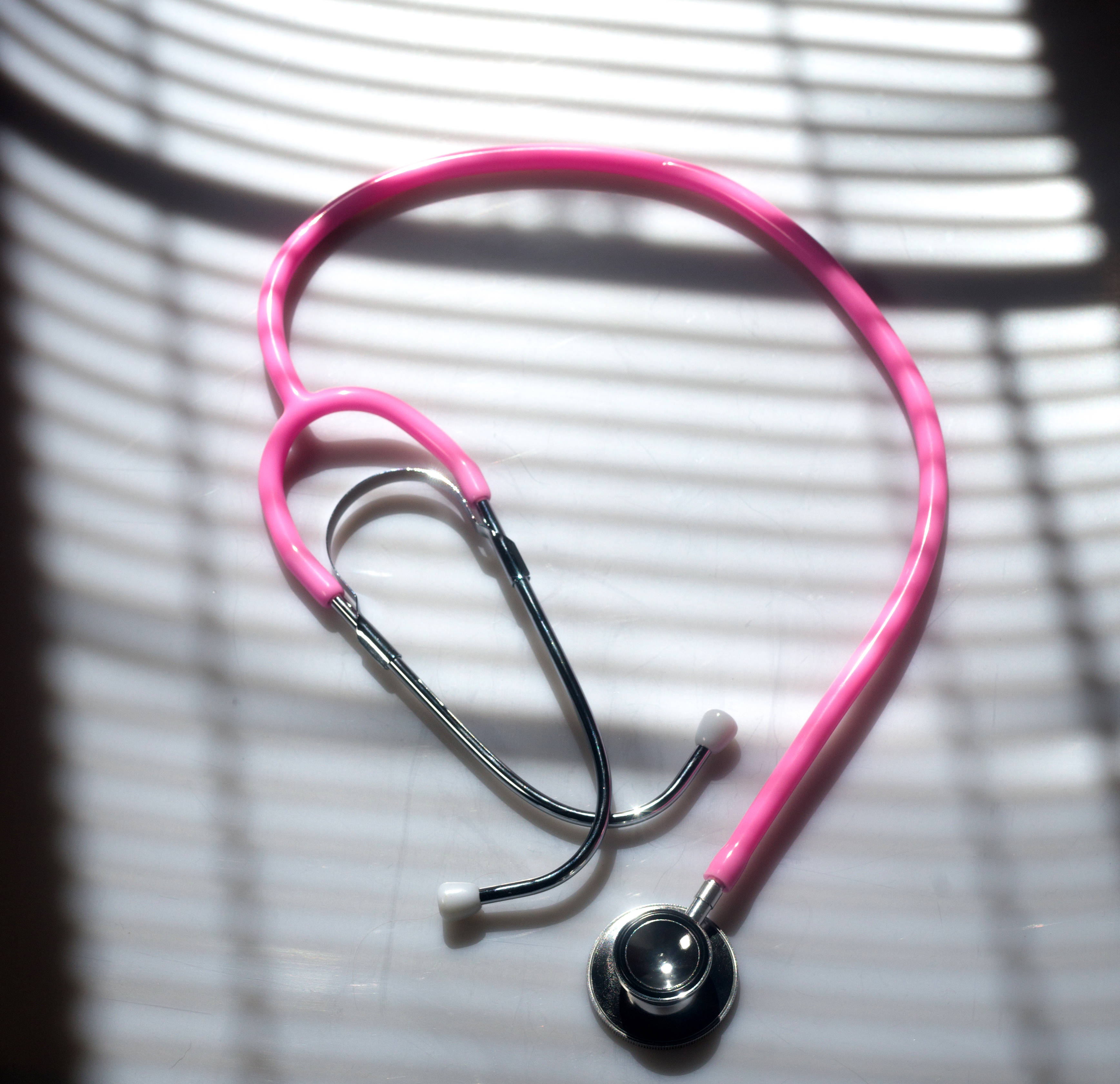 Doctors, pink stethoscope, white surface, 2K Desktop Wallpaper