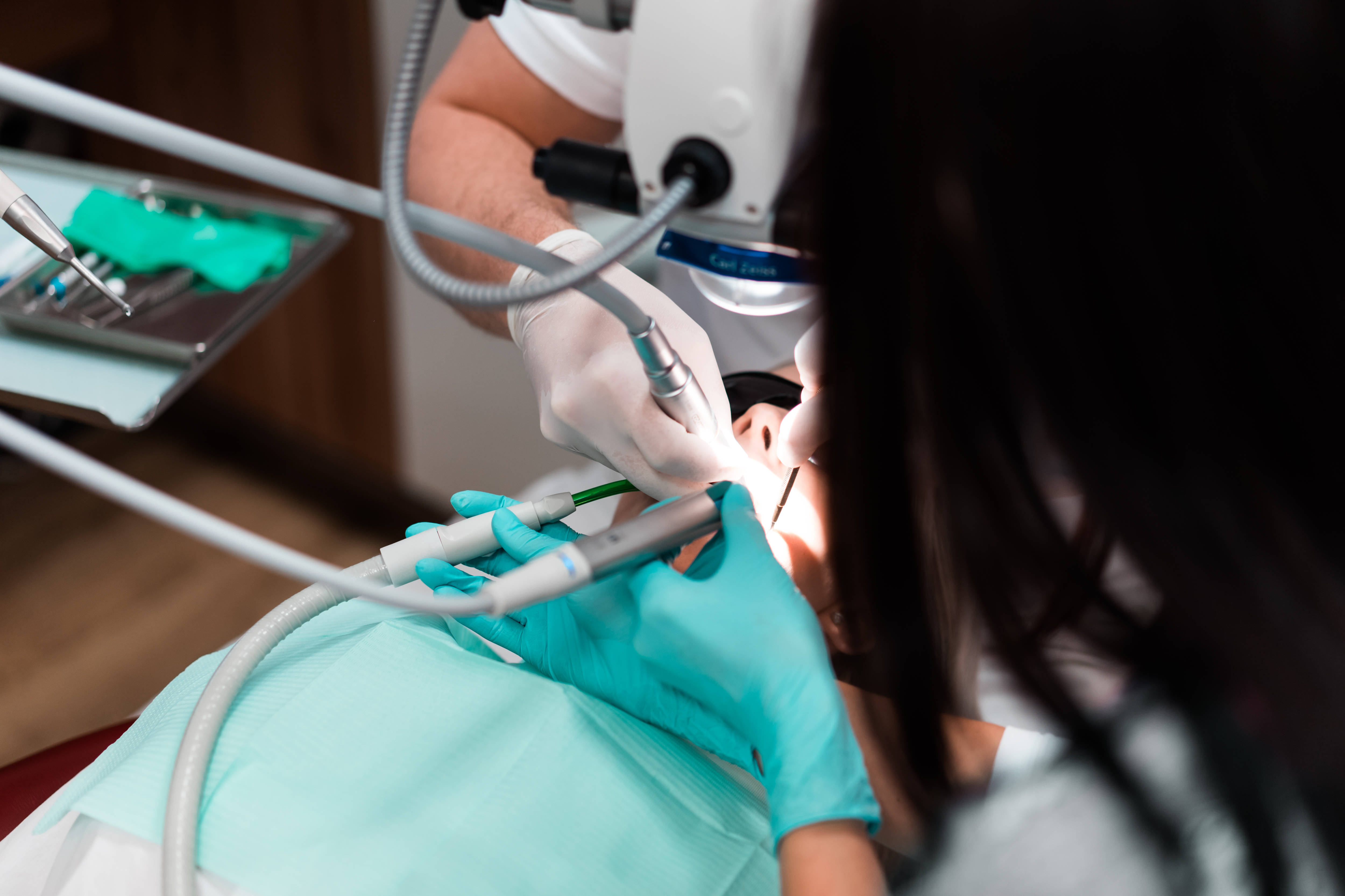dentist, gloves, tools, 4K Desktop Wallpaper