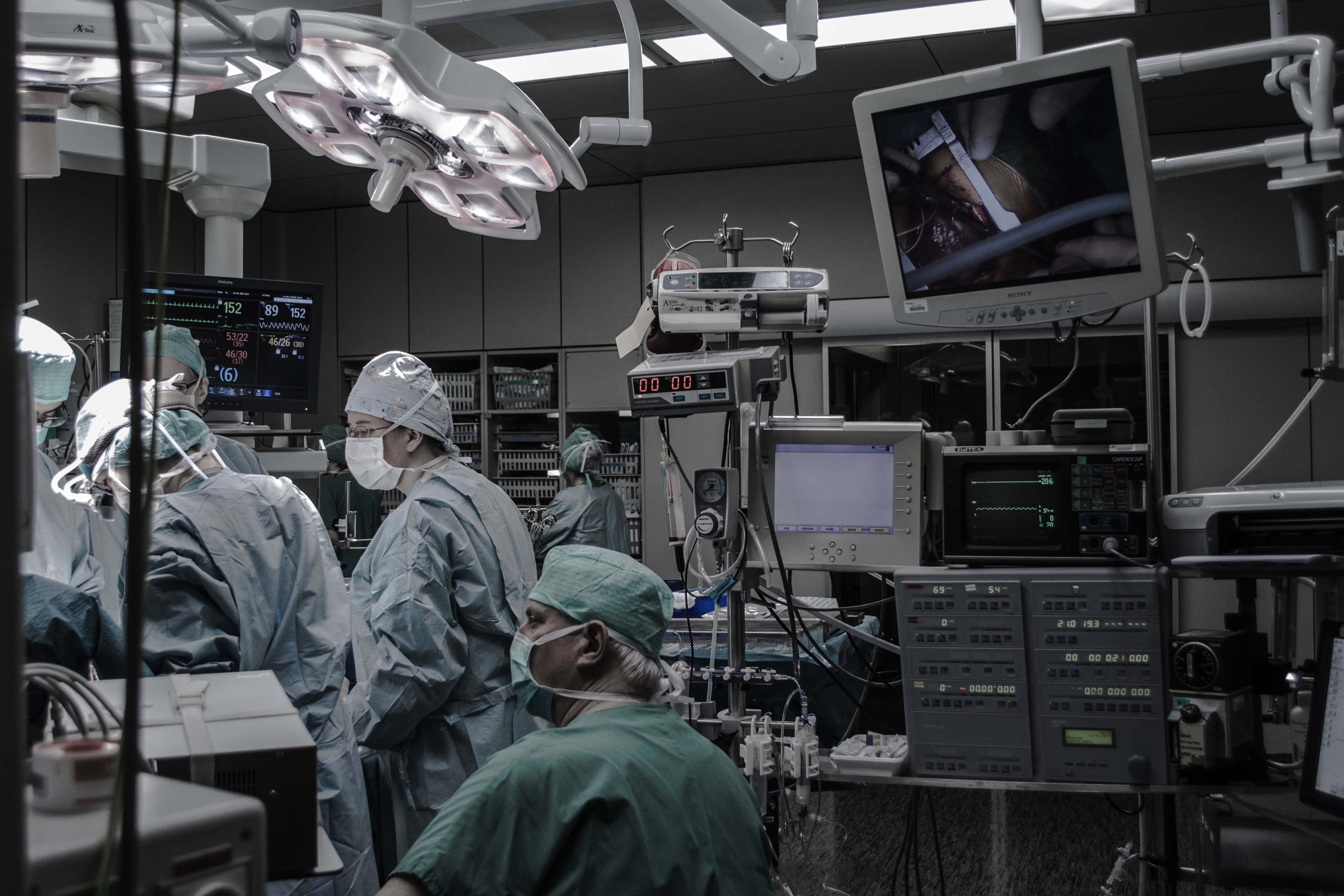 muted surgery, sterile scrubs, masks, 4K Desktop Wallpaper