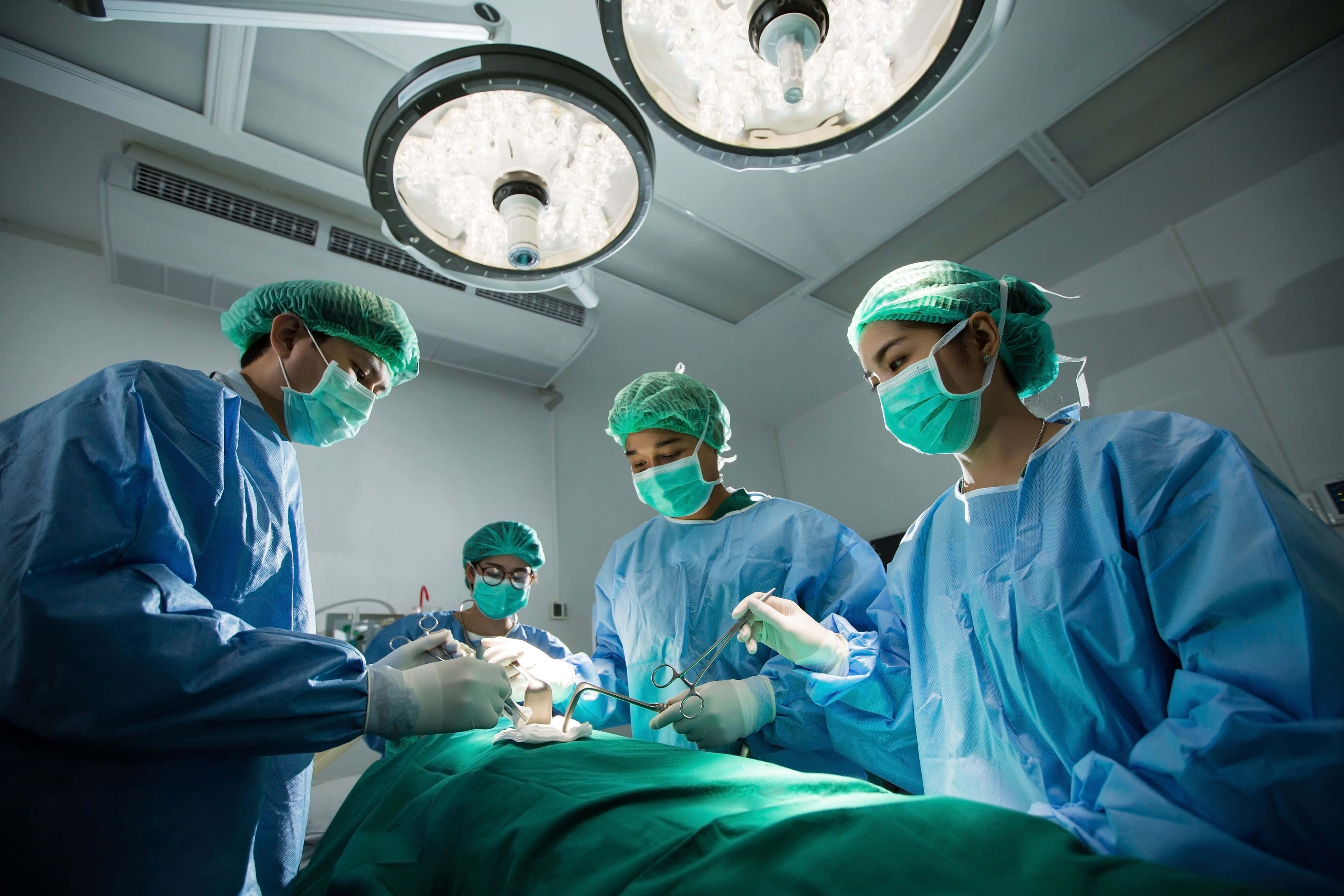 General Surgery, blue scrubs, green masks, 4K Desktop Wallpaper