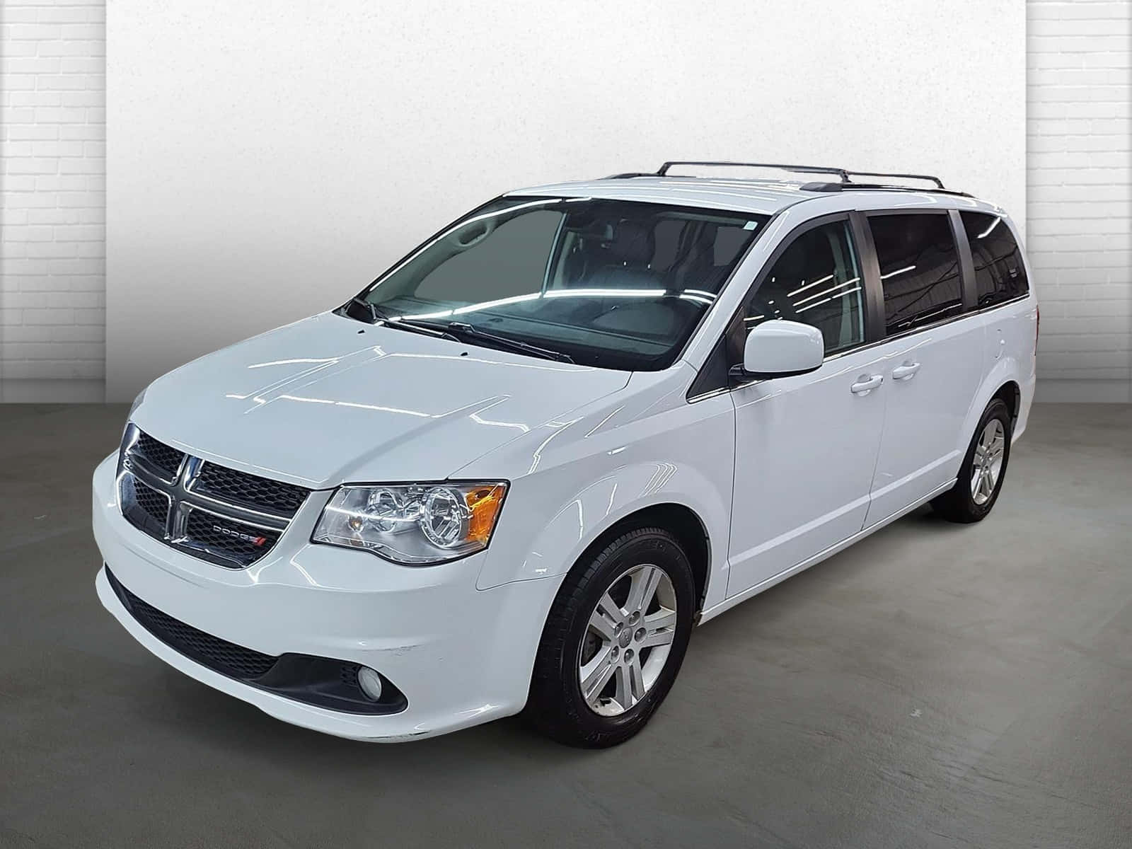 white Dodge Grand Caravan, roof racks, indoor, HD Desktop Wallpaper