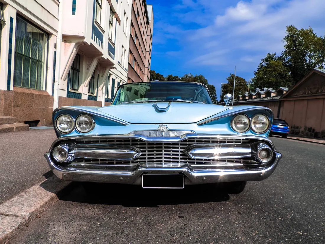 Dodge iPhone