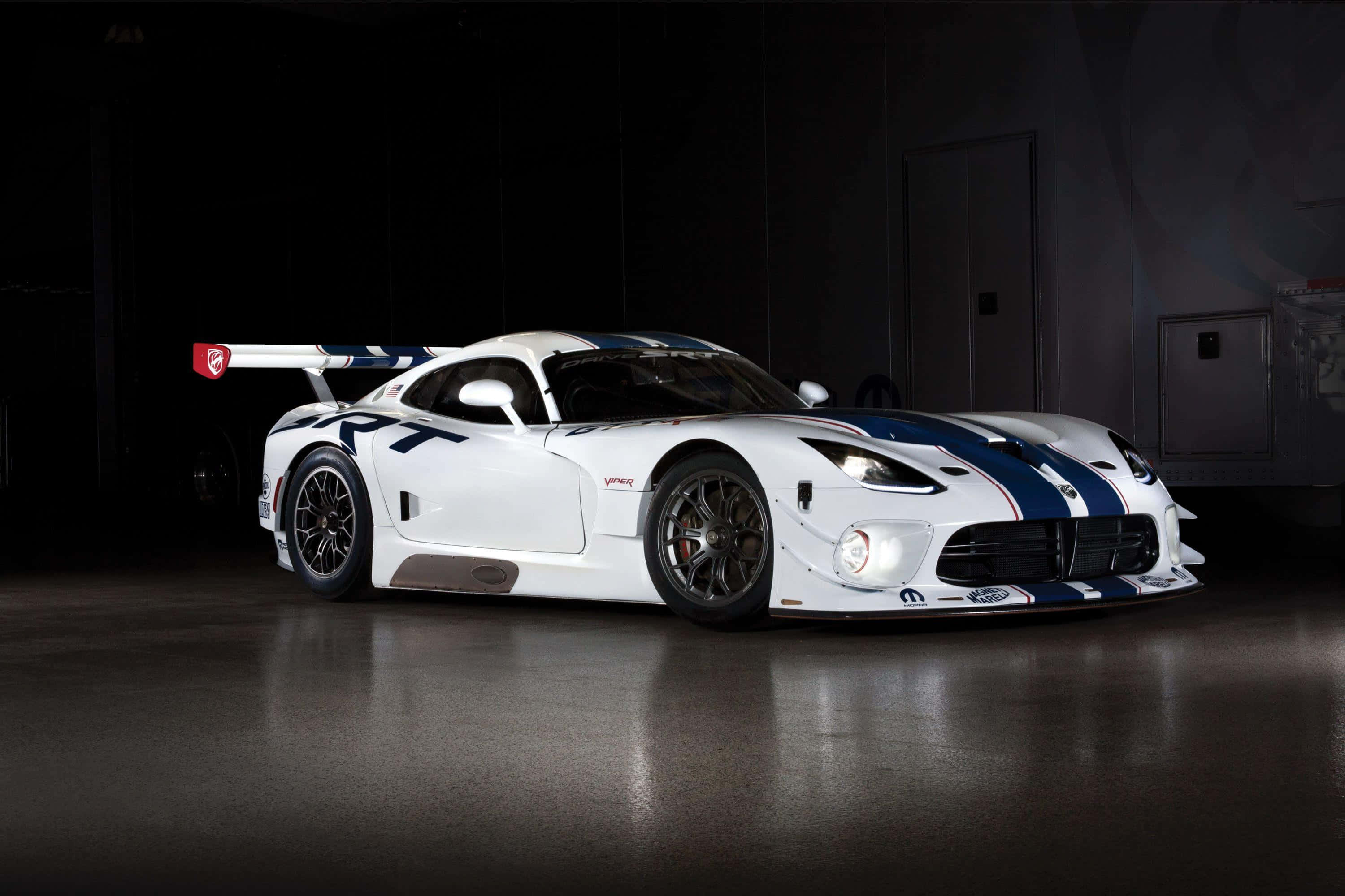 Dodge Viper, white and blue, large rear wing, 2K Desktop Wallpaper