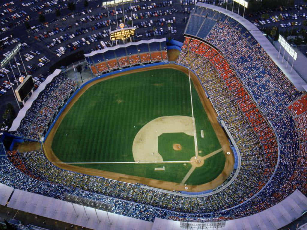 Dodger Stadium, vibrant green field, stadium lights, SD Desktop Wallpaper