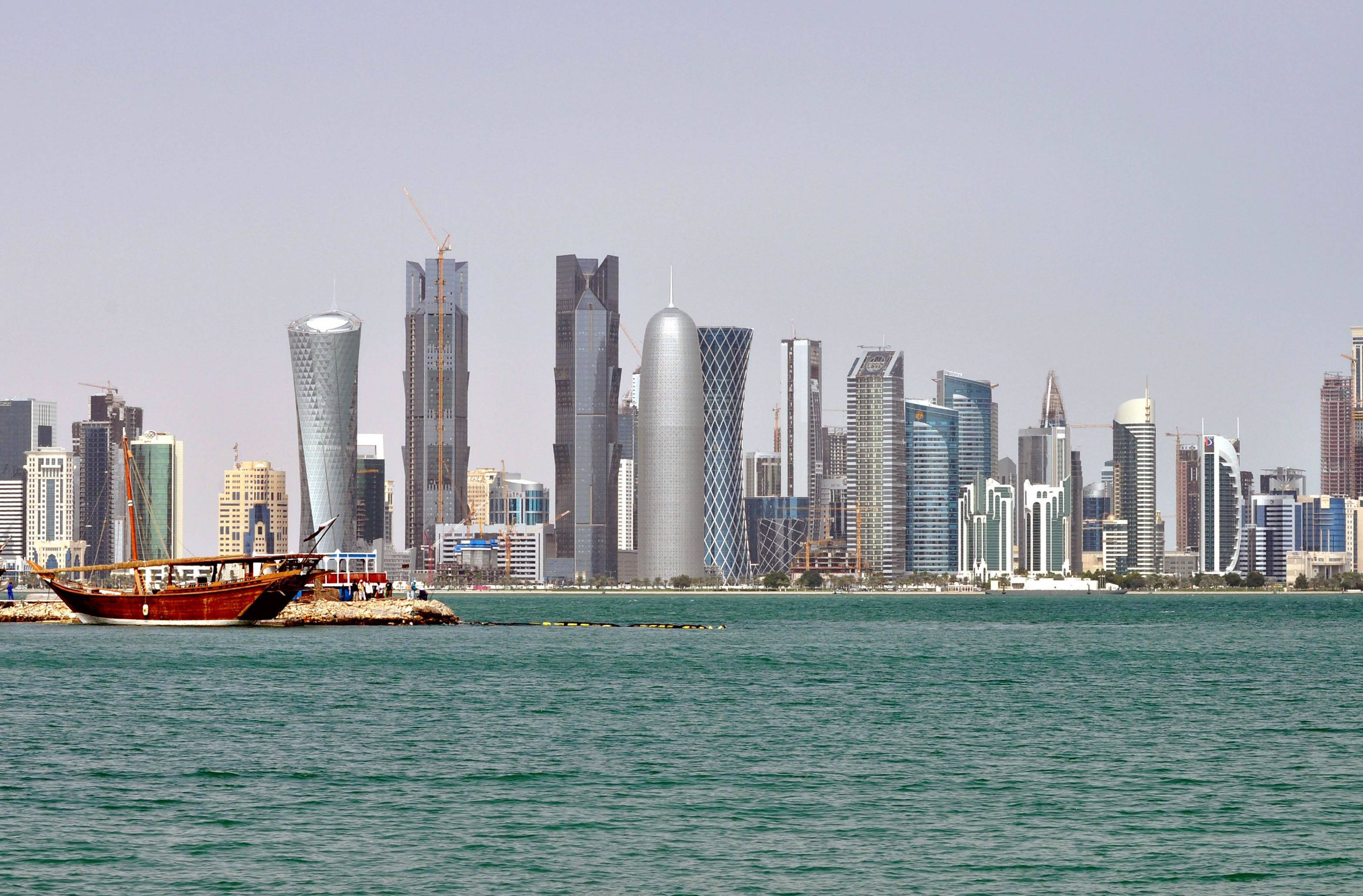 Doha, dhow, turquoise waters, 2K Desktop Wallpaper