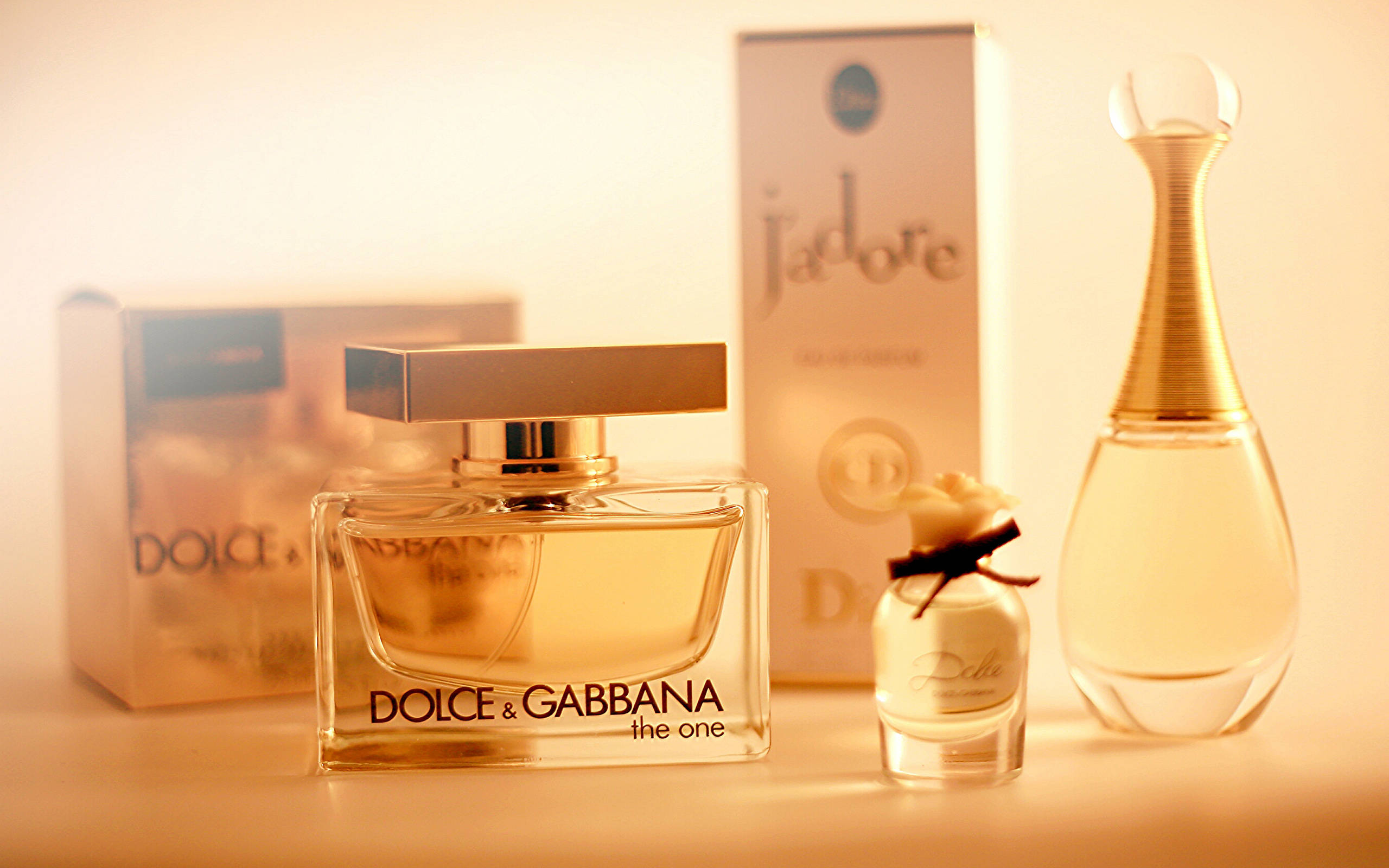 Dolce & Gabbana, gold aesthetic, golden-hued perfume bottles, 2K Desktop Wallpaper