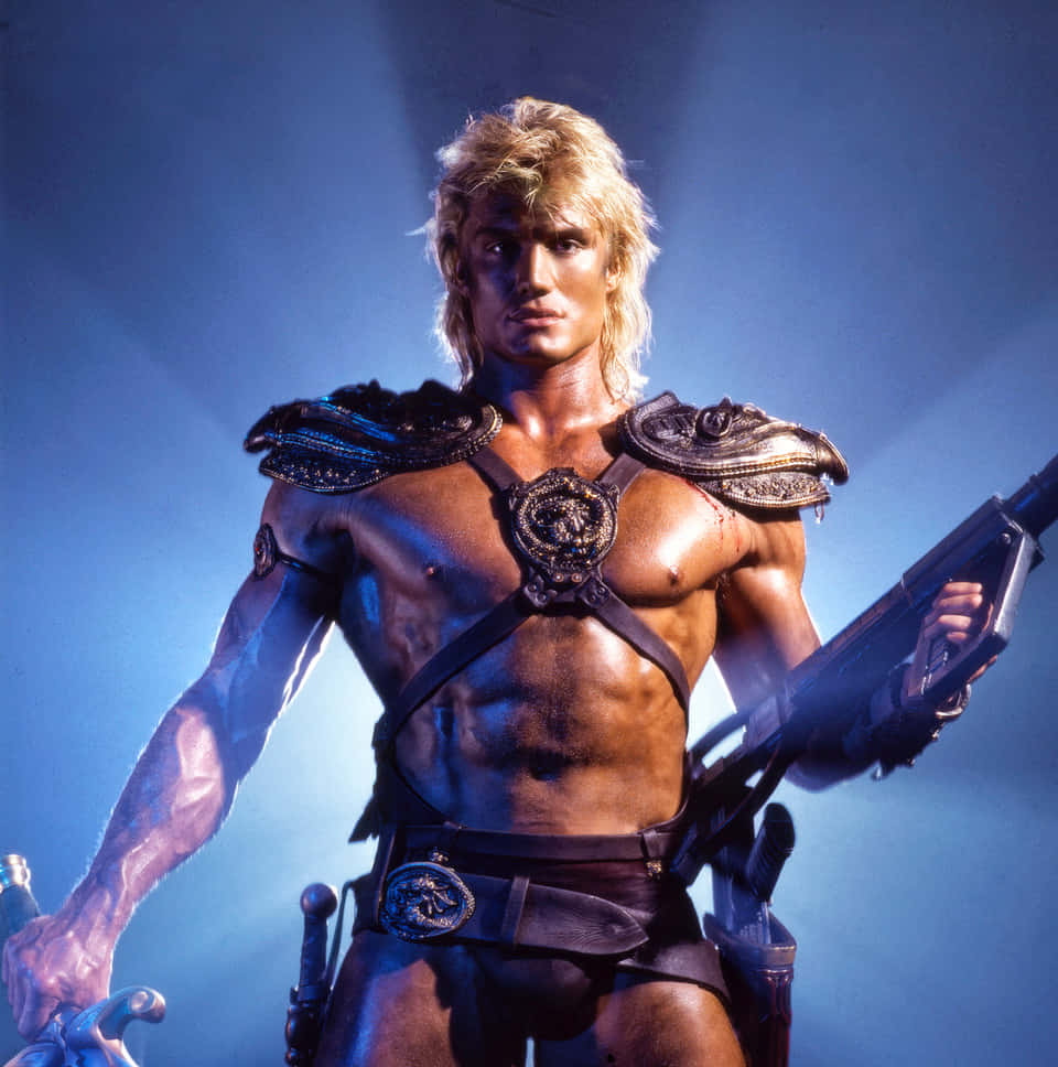 Dolph Lundgren, muscular blonde warrior, ornate armor, SD Phone Wallpaper