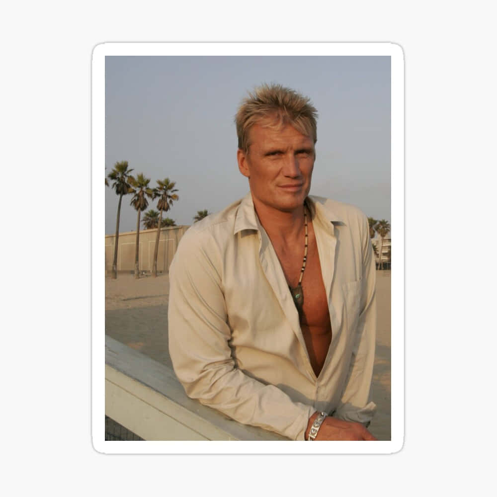 Dolph Lundgren, cream shirt, palm trees, SD Desktop Wallpaper