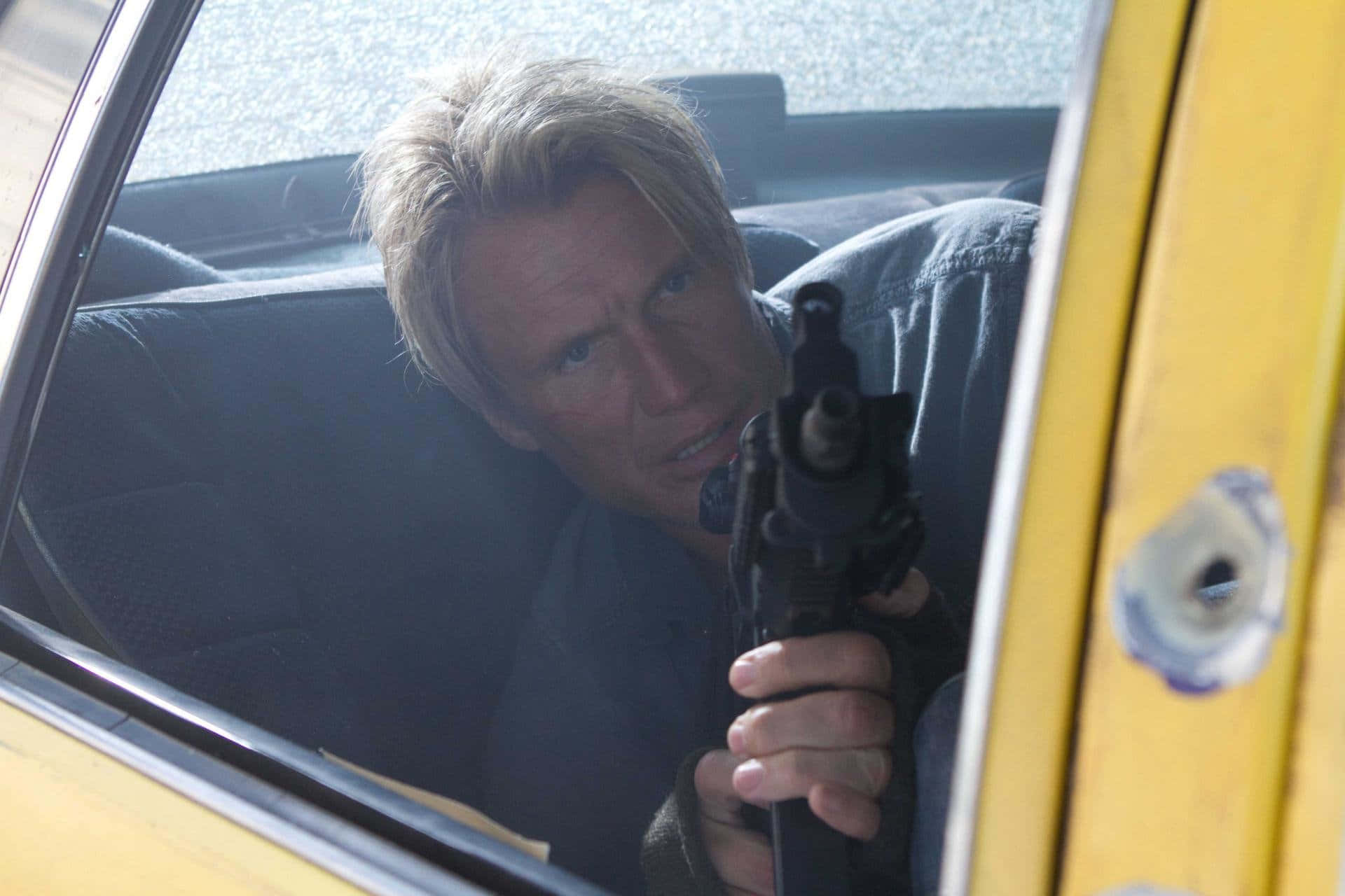 Dolph Lundgren, yellow car, gun, Full HD Desktop Wallpaper