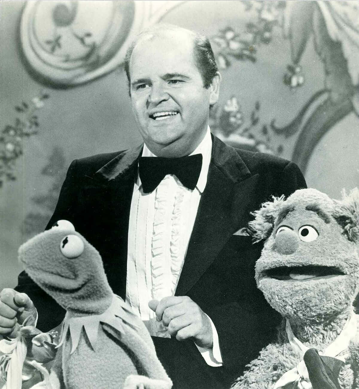 Dom DeLuise, tuxedo, furry puppets, HD Phone Wallpaper