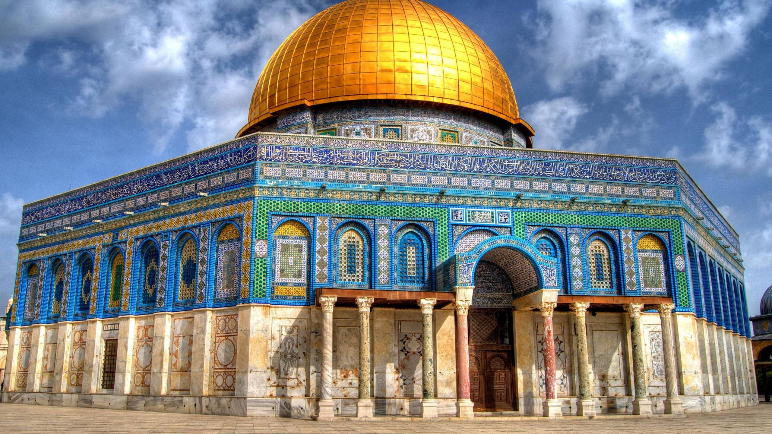 Dome Of The Rock, Golden Dome, blue mosaic walls, 2K Desktop Wallpaper