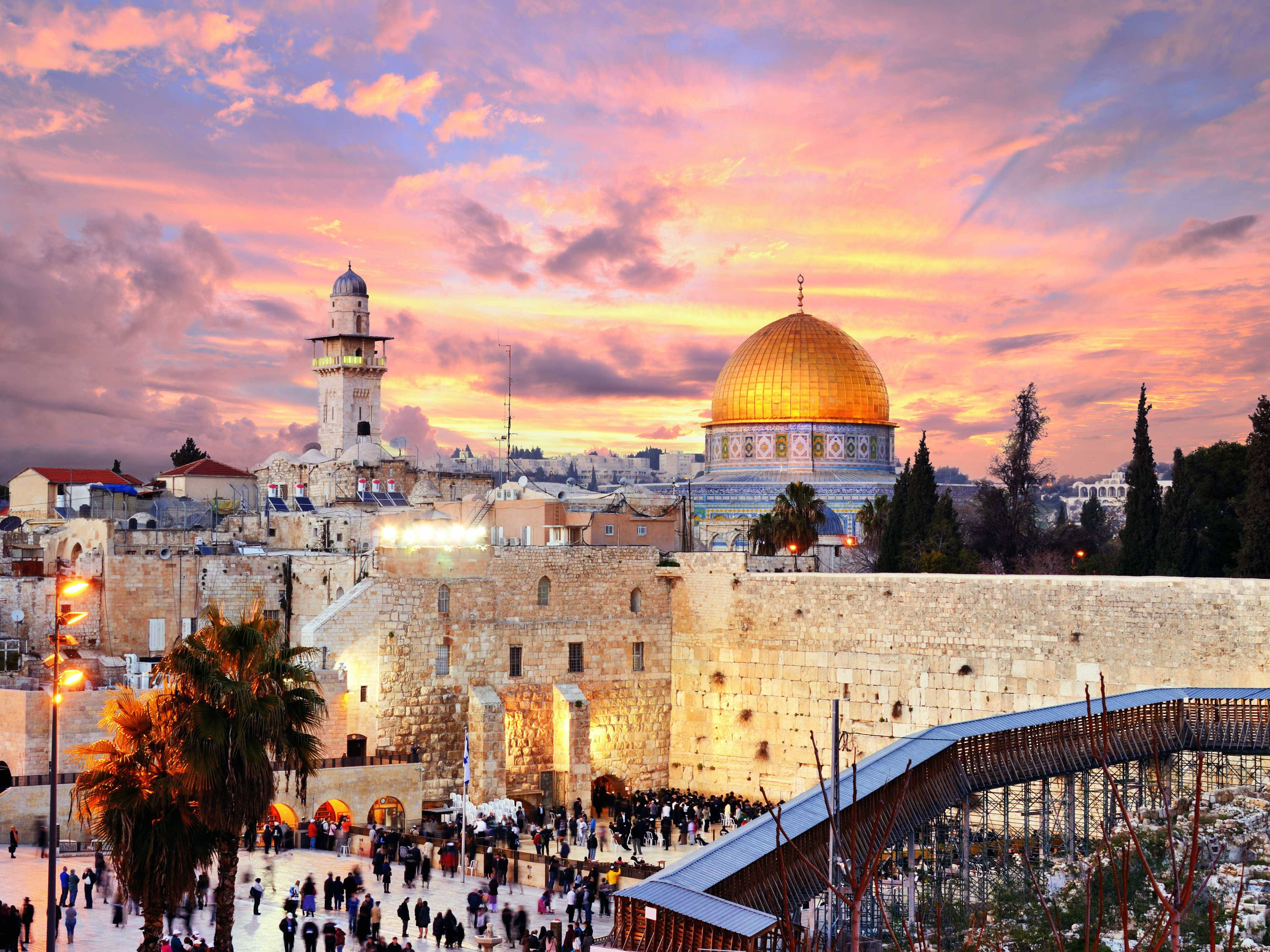 Dome Of The Rock, golden dome, fiery sunset sky, 4K Desktop Wallpaper