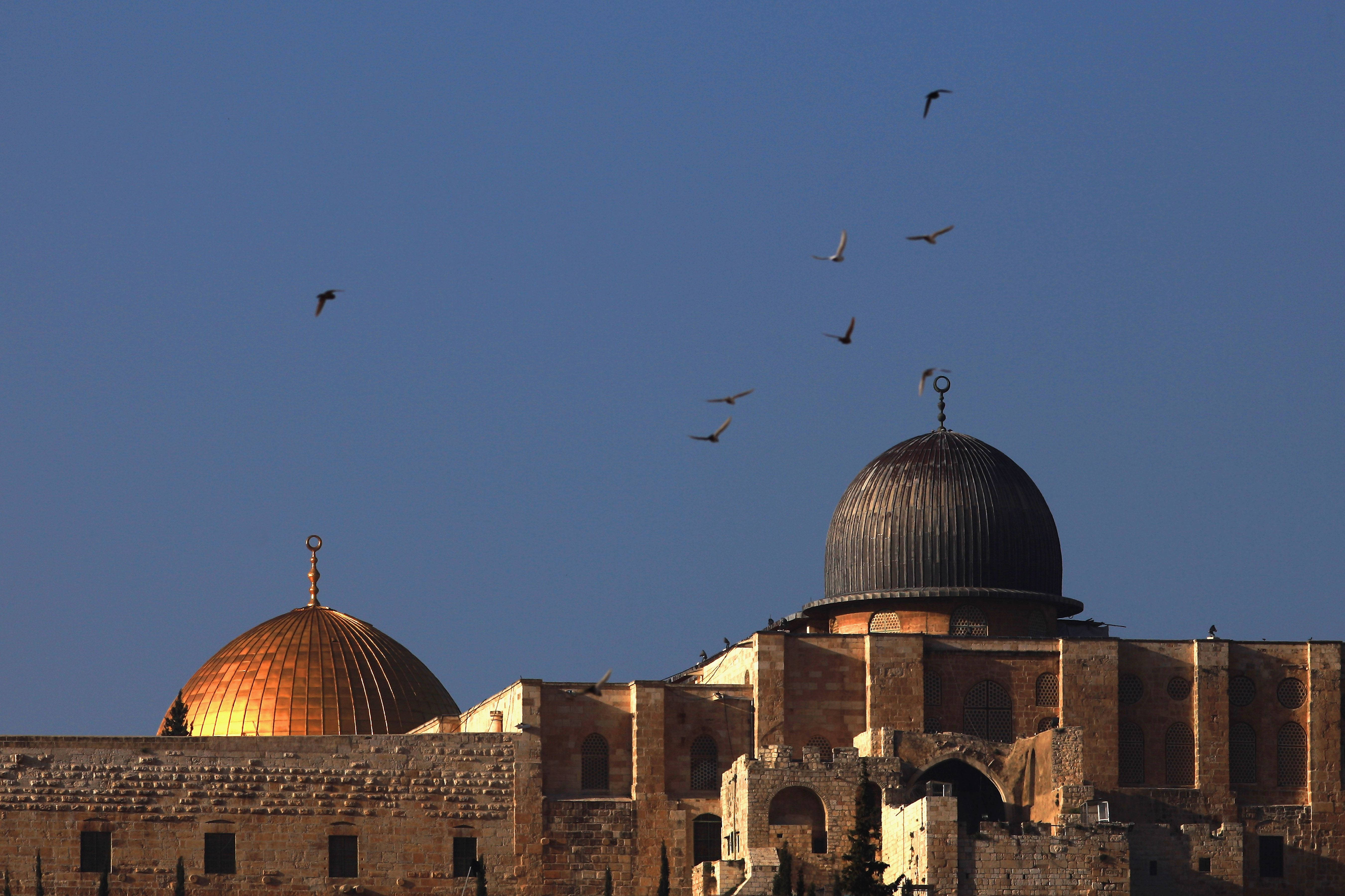 Dome Of The Rock, golden domes, ancient stone mosque, 5K Desktop Wallpaper