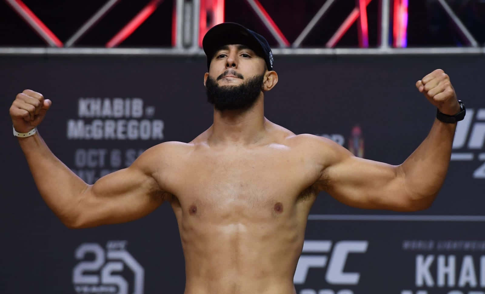 Dominick Reyes, UFC weigh-in, bright arena lights, HD Desktop Wallpaper