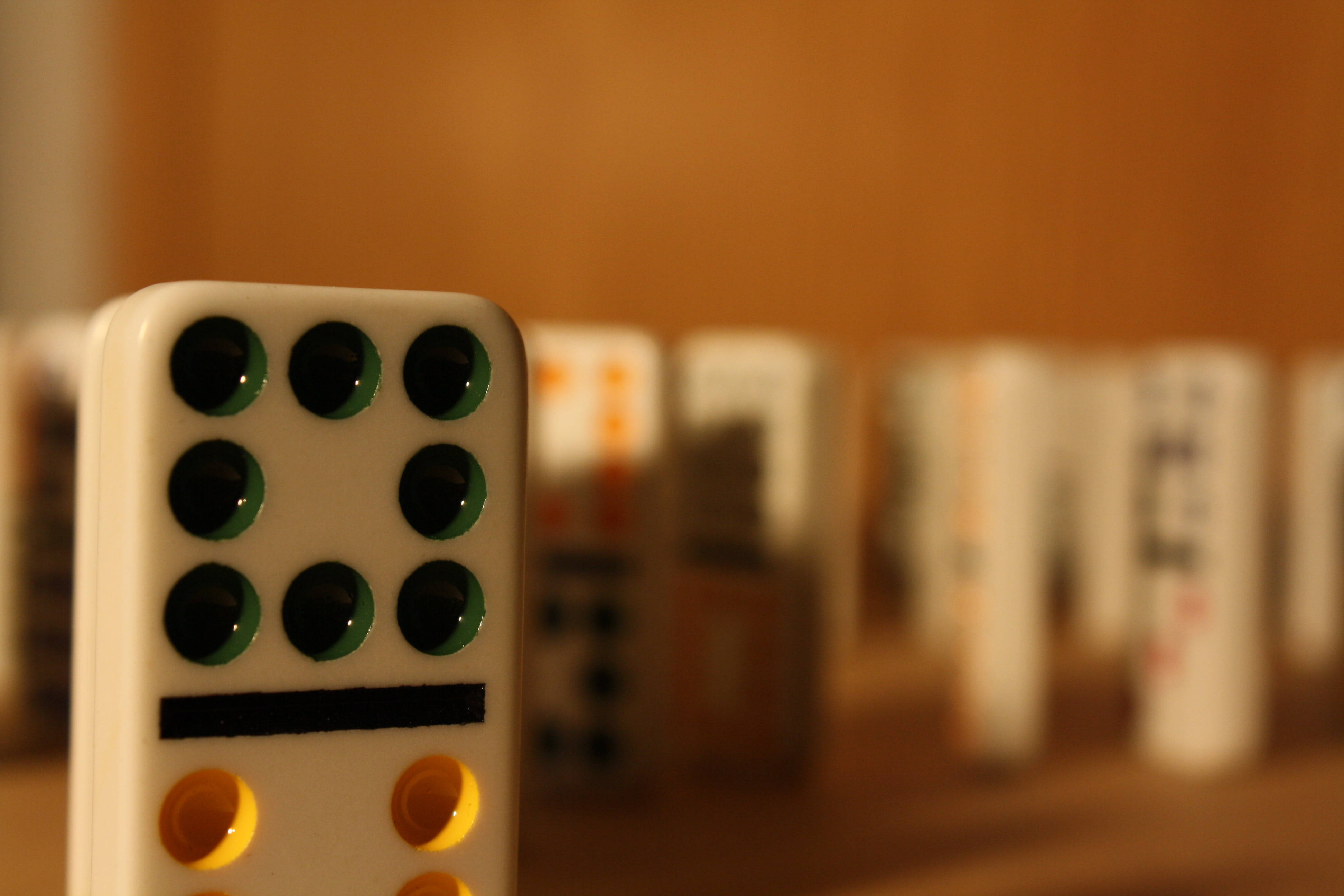 bright dominos, white domino tile, green and yellow dots, 4K Desktop Wallpaper