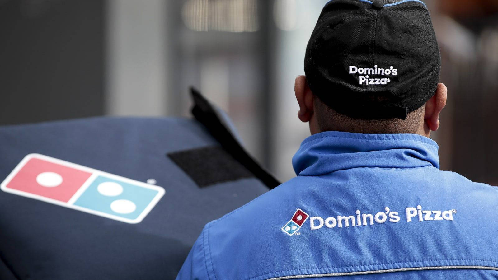 Dominos Pizza, delivery driver, branded uniform, HD Desktop Wallpaper