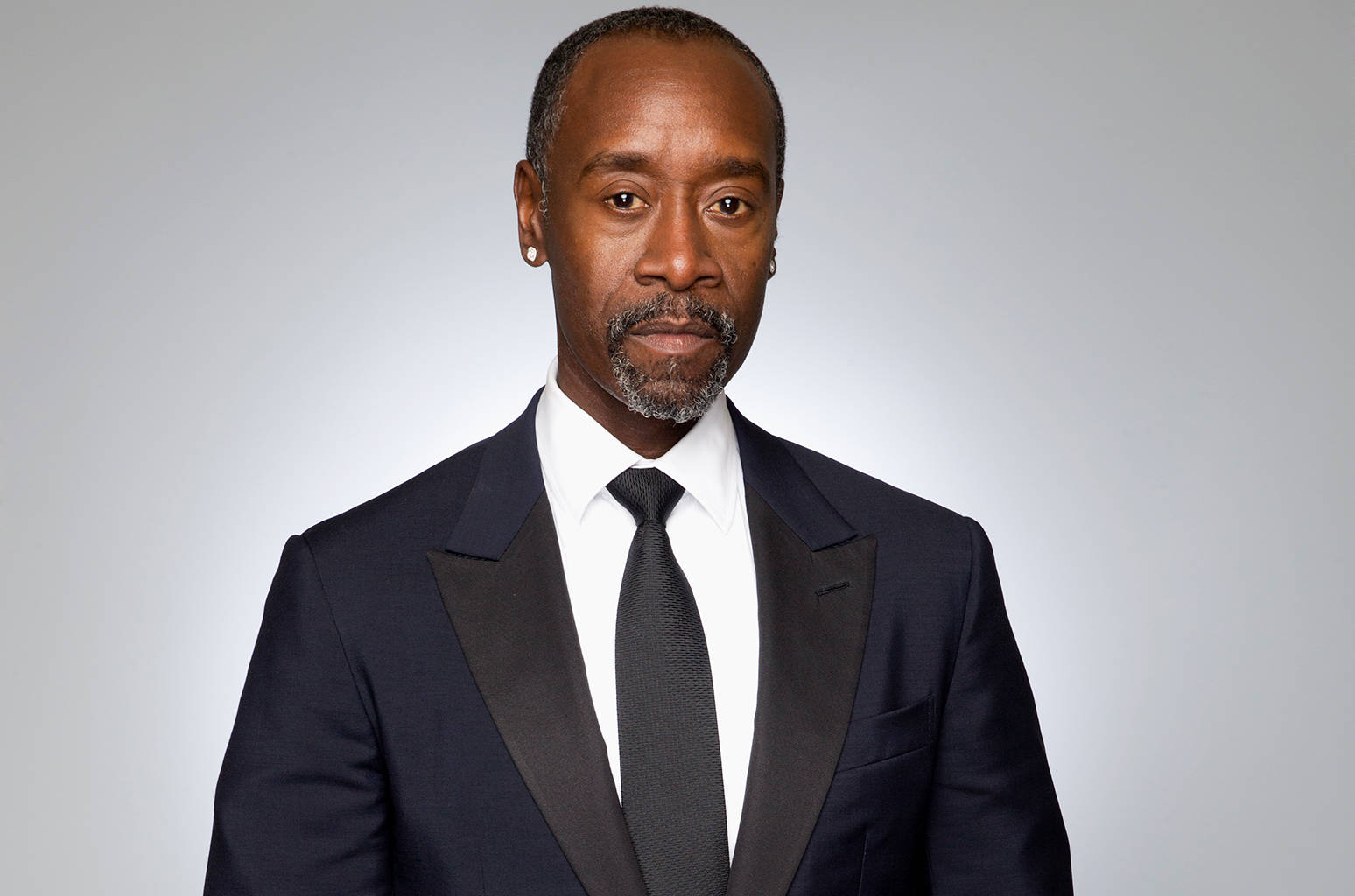 Don Cheadle, dark tuxedo, black lapels, HD Desktop Wallpaper