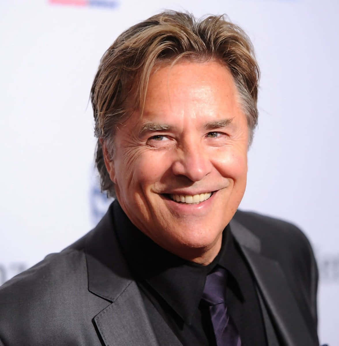 Don Johnson, dark suit, purple tie, SD Phone Wallpaper