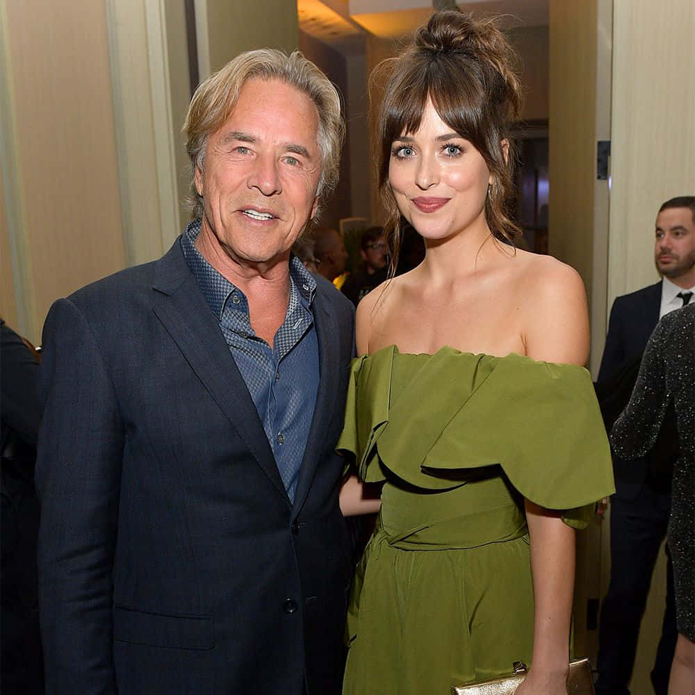 Don Johnson, dark suit, green off-shoulder dress, SD Desktop Wallpaper
