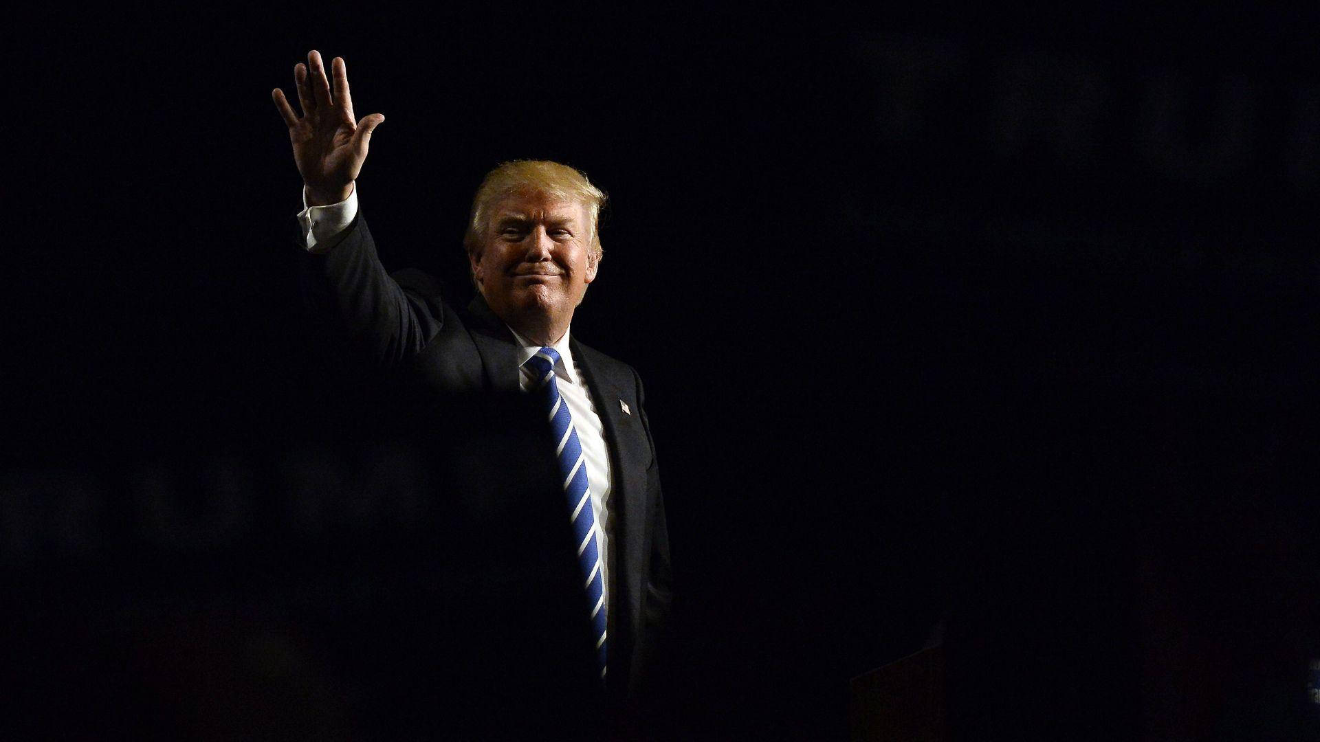 Donald Trump, dark suit, blue striped tie, Full HD Desktop Wallpaper