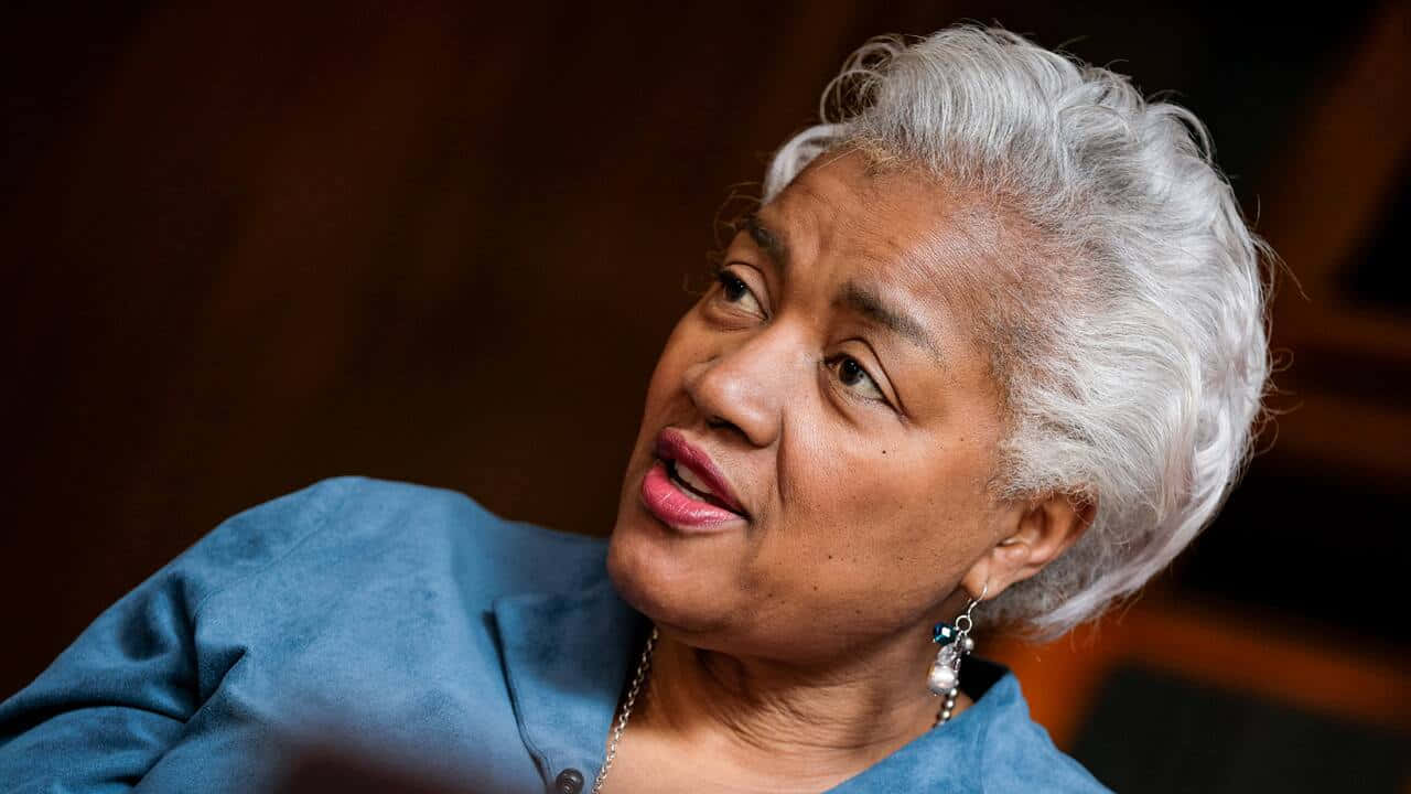 Donna Brazile, silver hair, blue top, HD Desktop Wallpaper