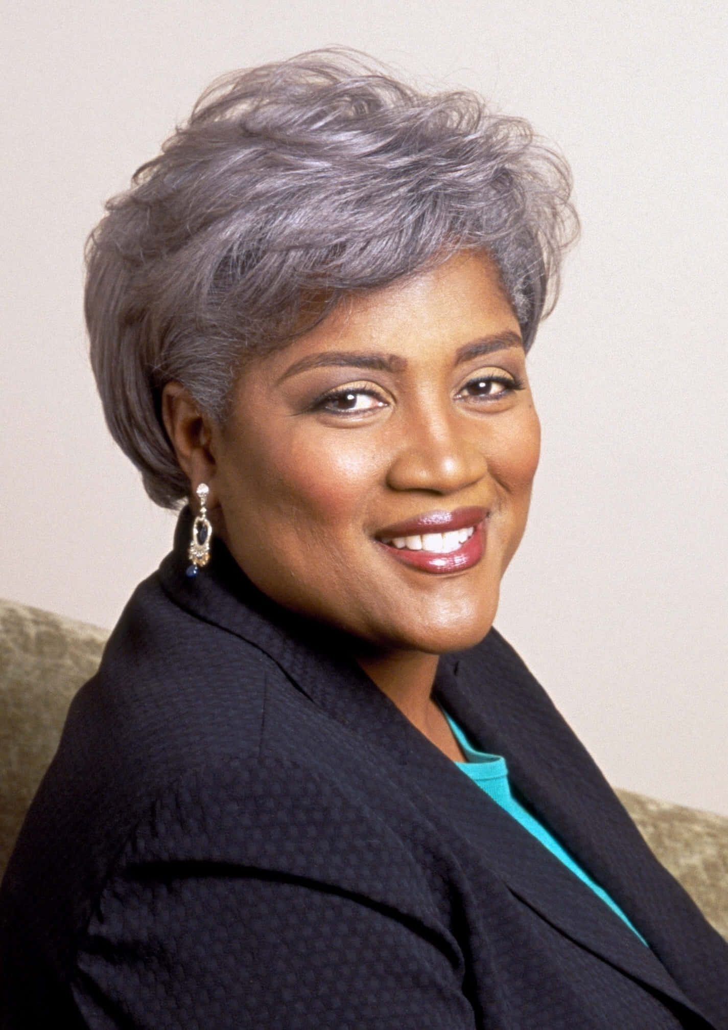 Donna Brazile, black blazer, turquoise shirt, Full HD Phone Wallpaper
