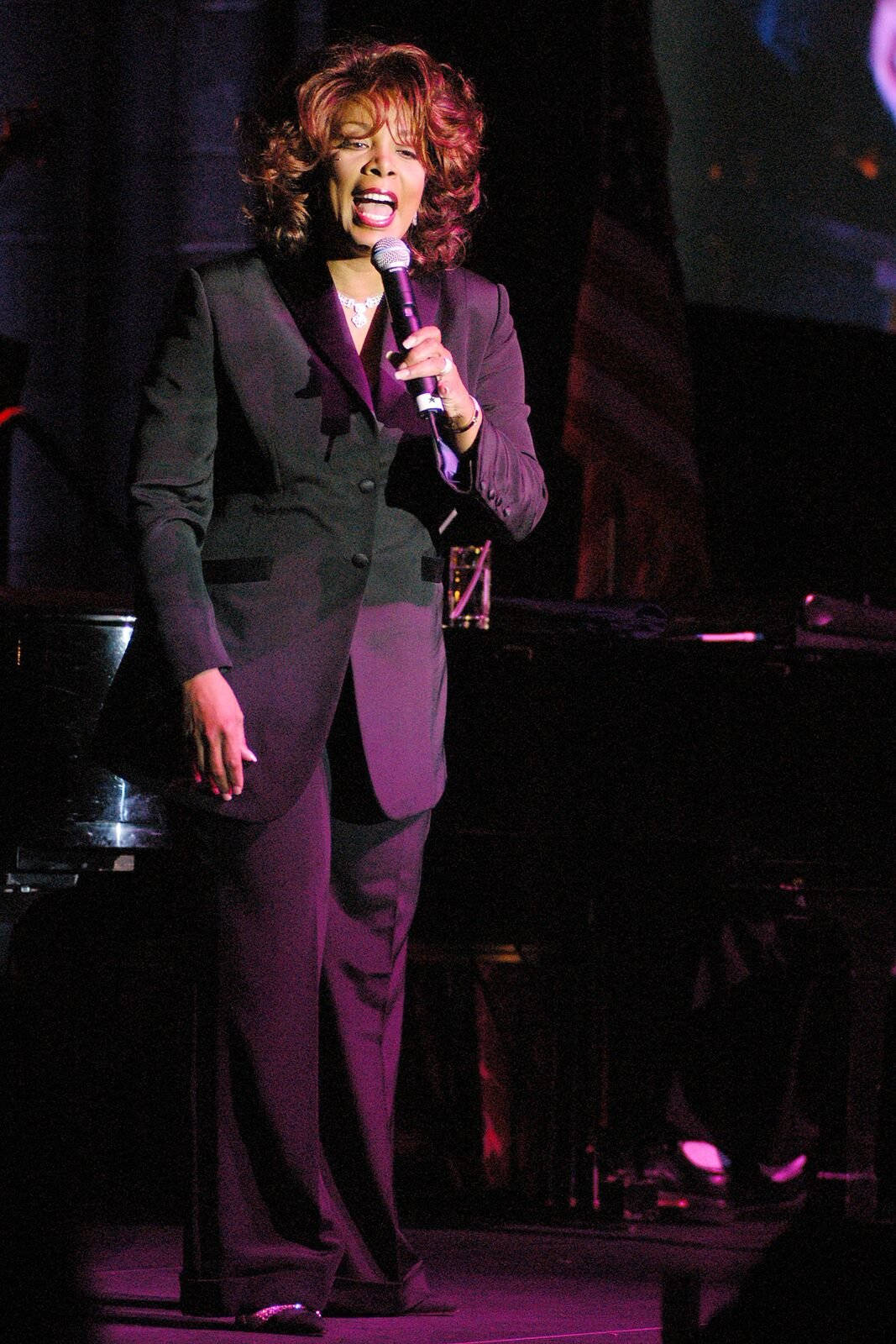 Donna Summer, purple suit, slacks, HD Phone Wallpaper