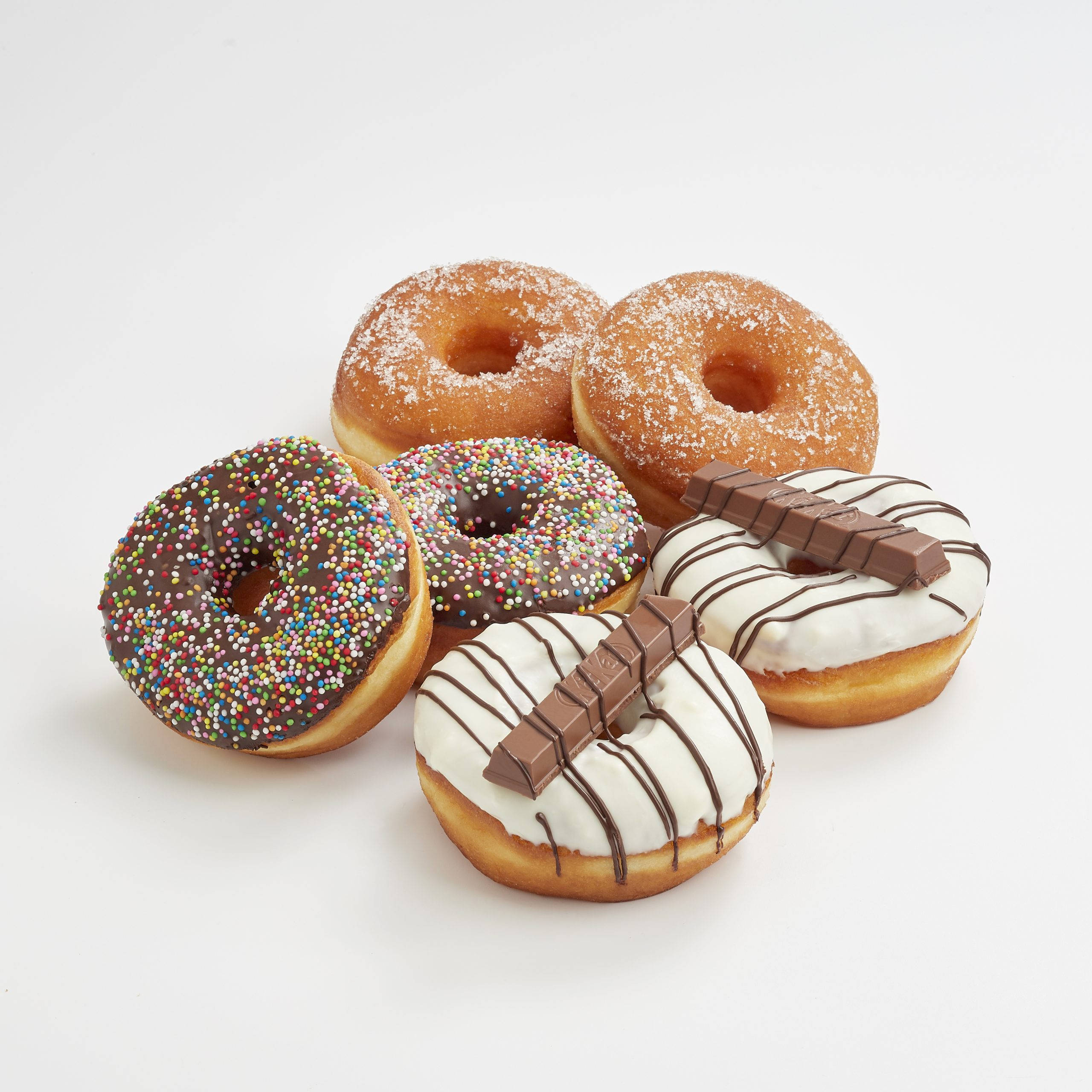 yummy twin donuts, chocolate sprinkles, white icing, 2K Desktop Wallpaper